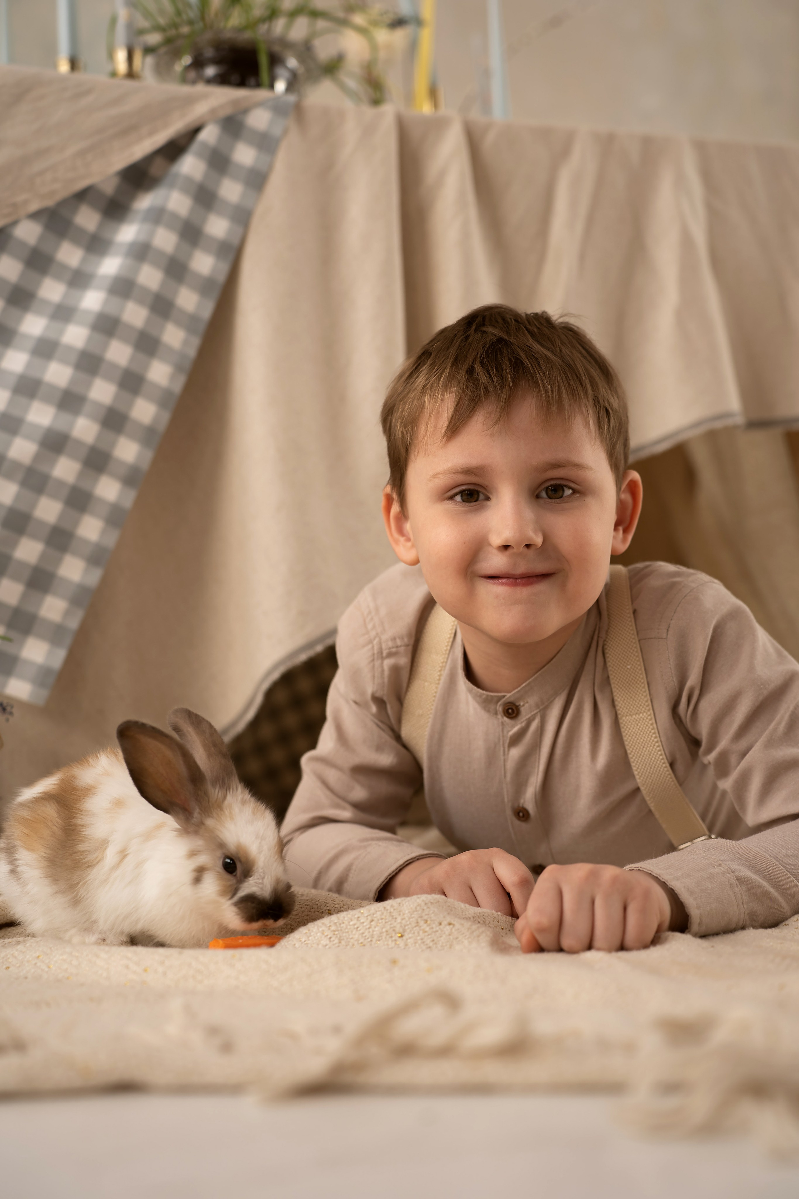 Дети и кролики. Главная