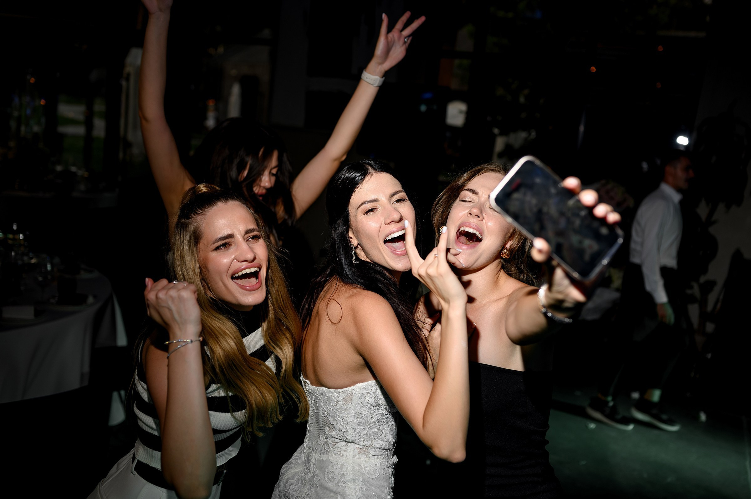 Руслан & Валентина. Москва, видеосъёмка, фотосъёмка, свадебный клип, фильм 4К media production