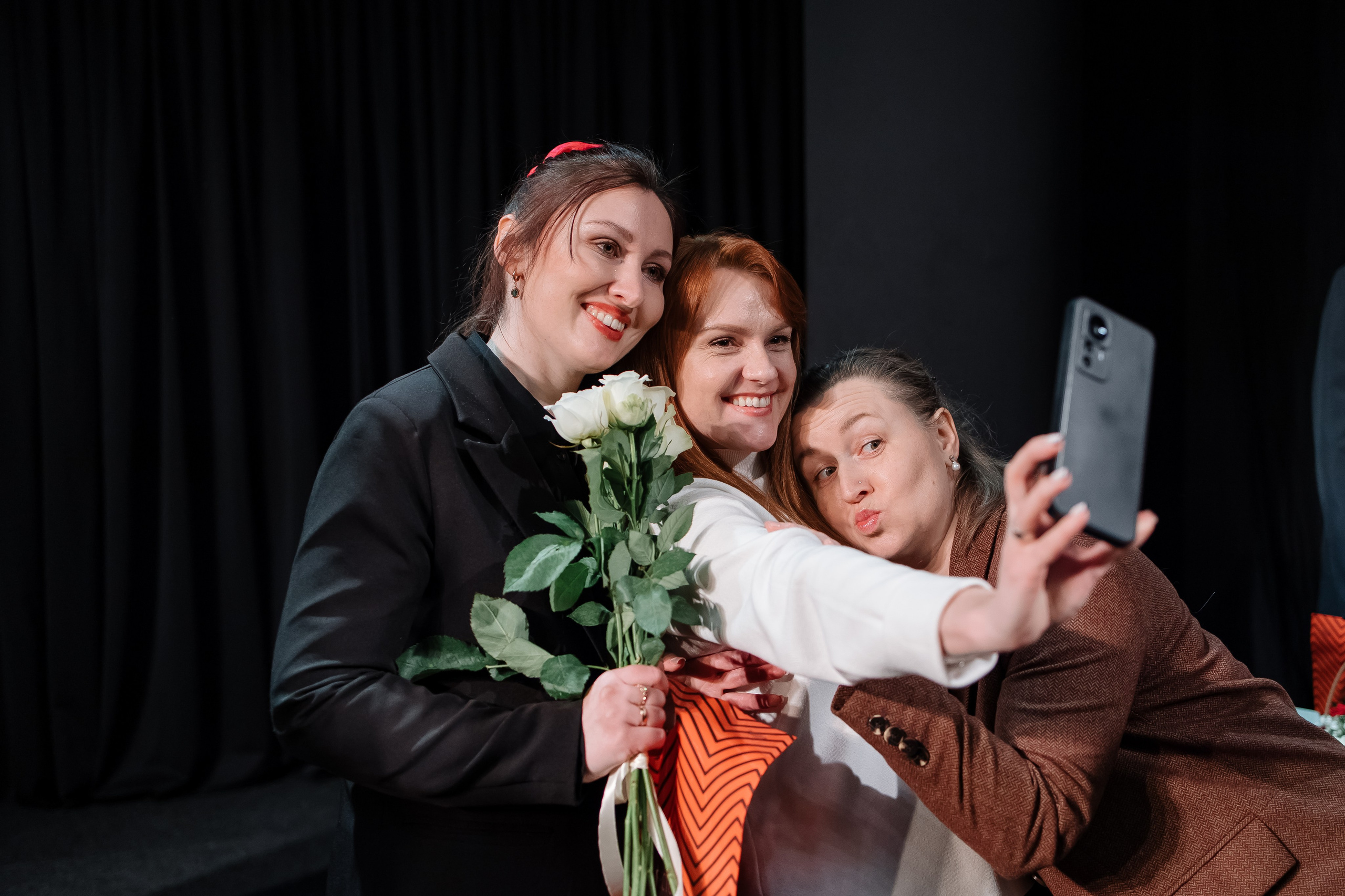 Спектакль. Свадебный фотограф