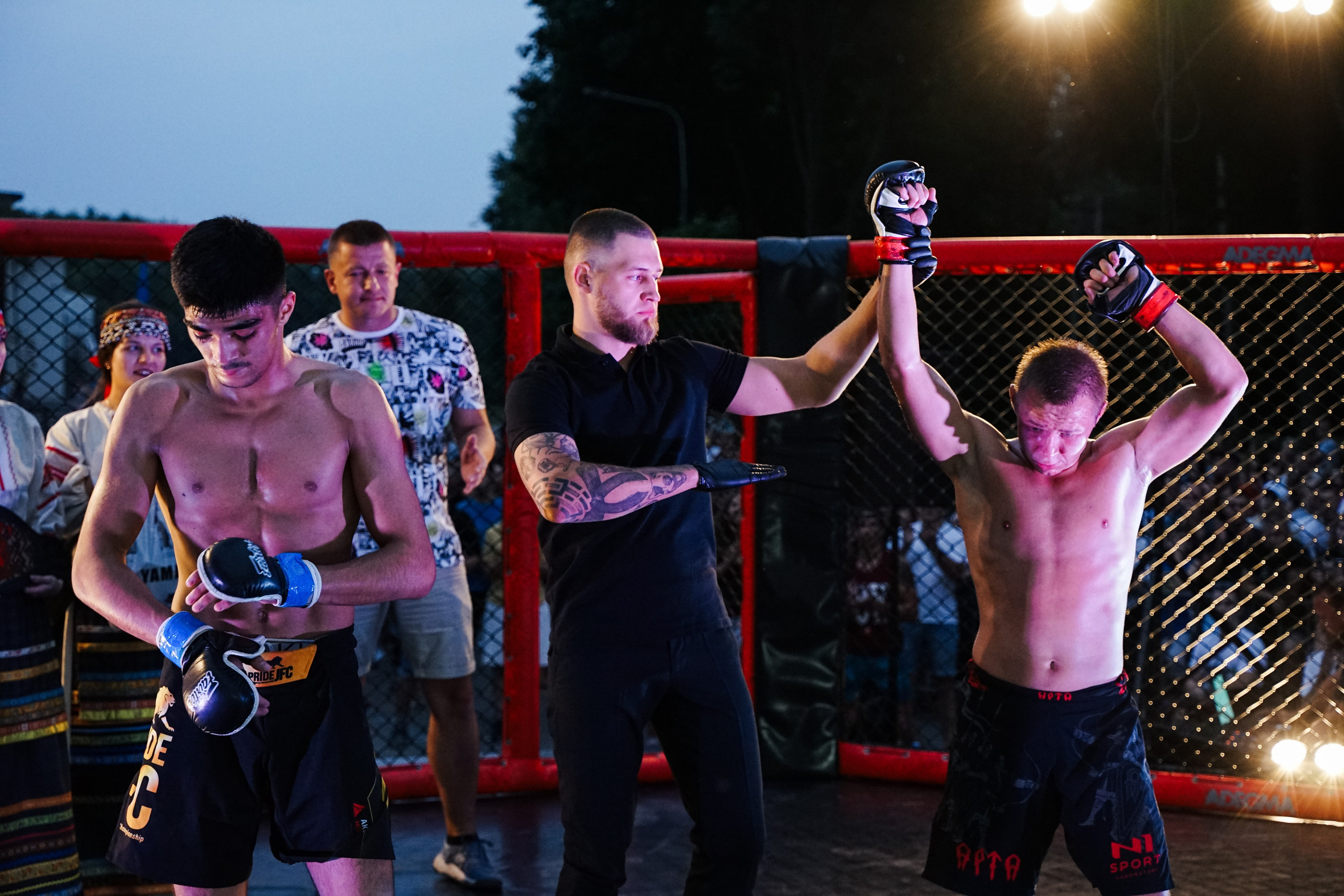 Вечер боев в ЦПКиО. Фотограф Надежда Погребняк | Рязань | Москва