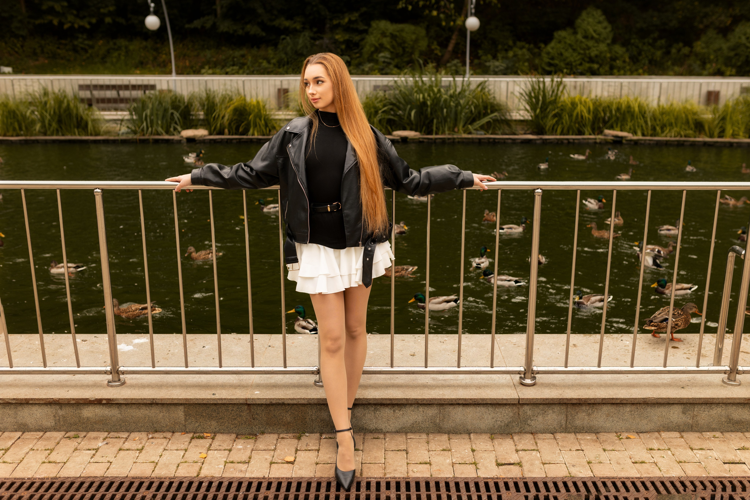 Осенний фотосет с Полиной в парке в формате «Я красивая». Дмитрий Шульгин, портретный фотограф в Воронеже