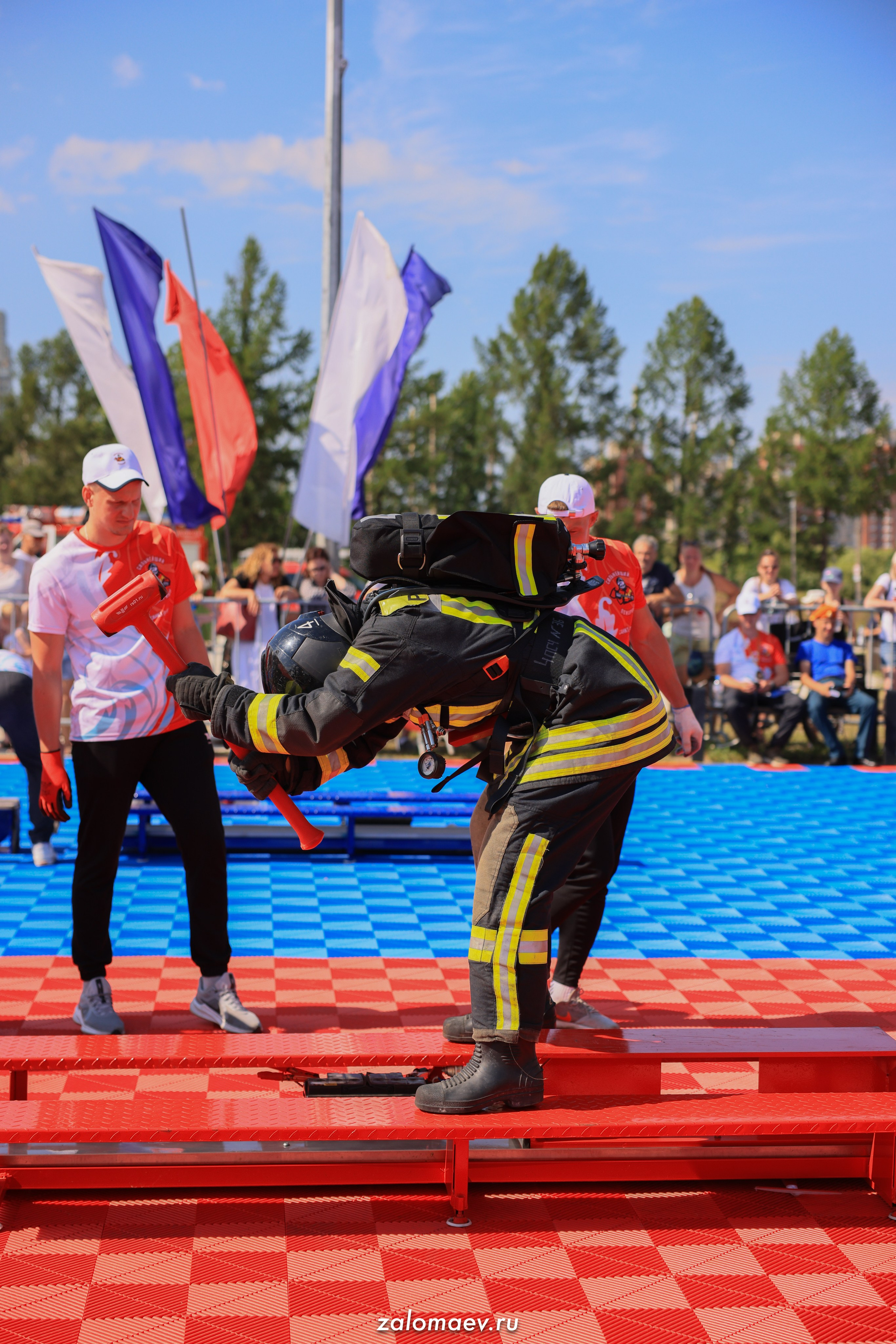 Сильнейший пожарный. Фотограф Александр Заломаев