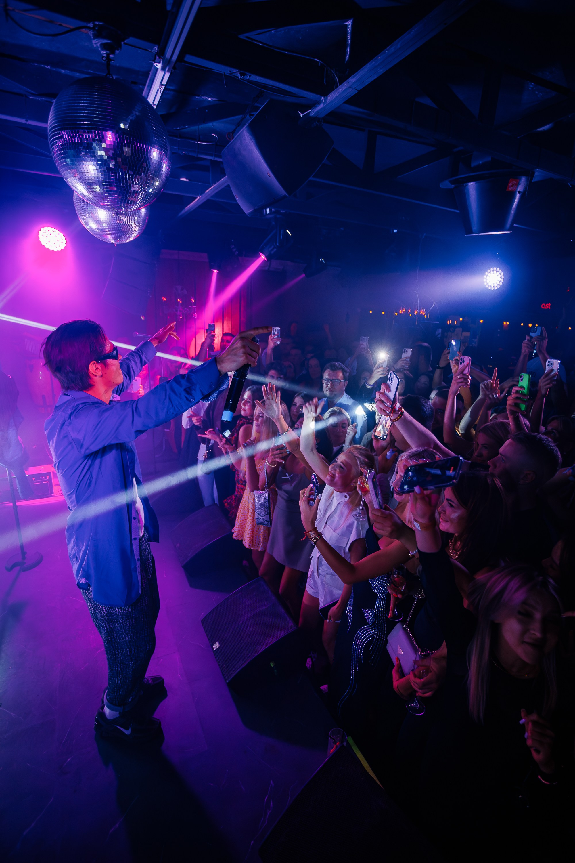 «КРАВЦ"_Чайка на пляже_Ялта_27.08.2025 г. Аминов Руслан | Фотограф