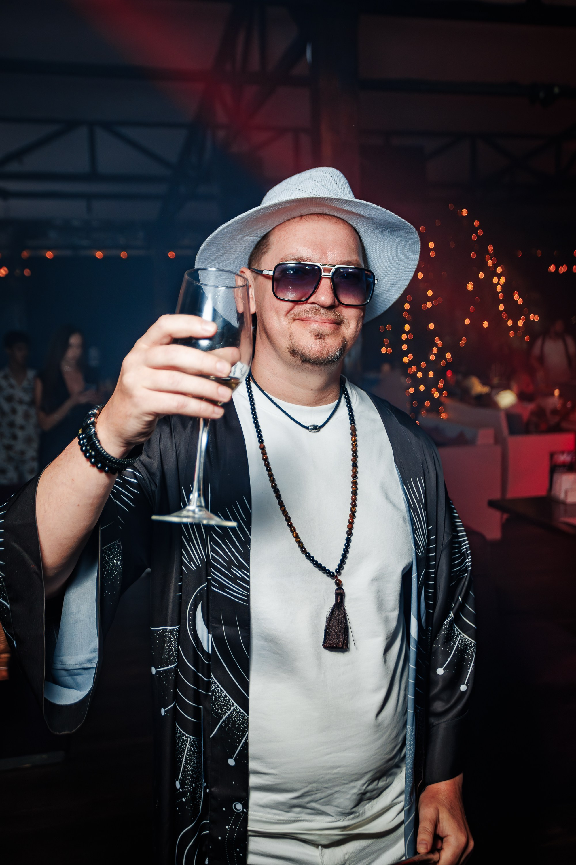 «Юлия Волкова"_Чайка на пляже_Ялта_2.08.2025 г. Аминов Руслан | Фотограф