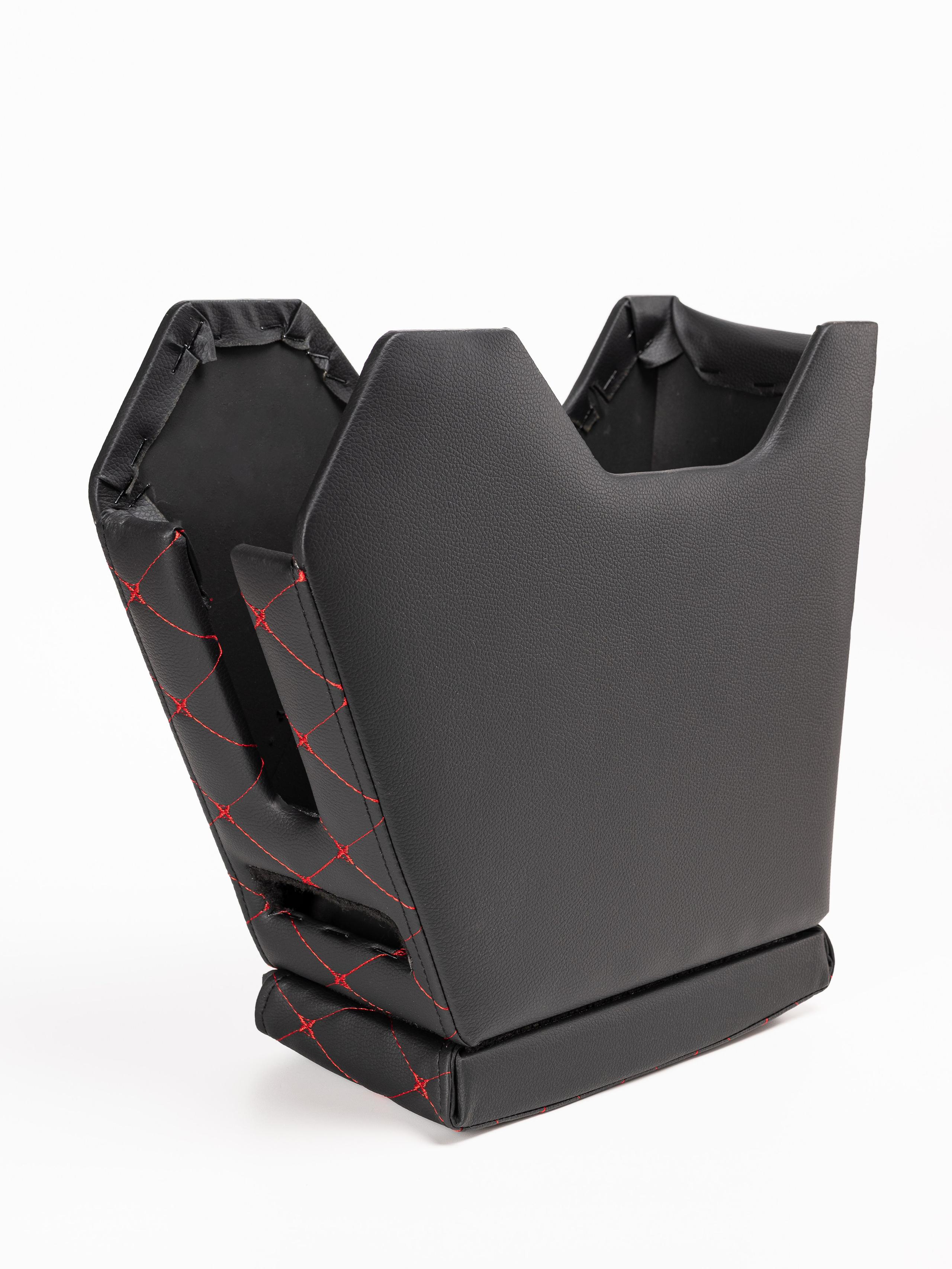 Автоподлокотники предметка стёганые серия 3. Предметный фотограф, фото для маркетплейсов Пятигорск, КМВ