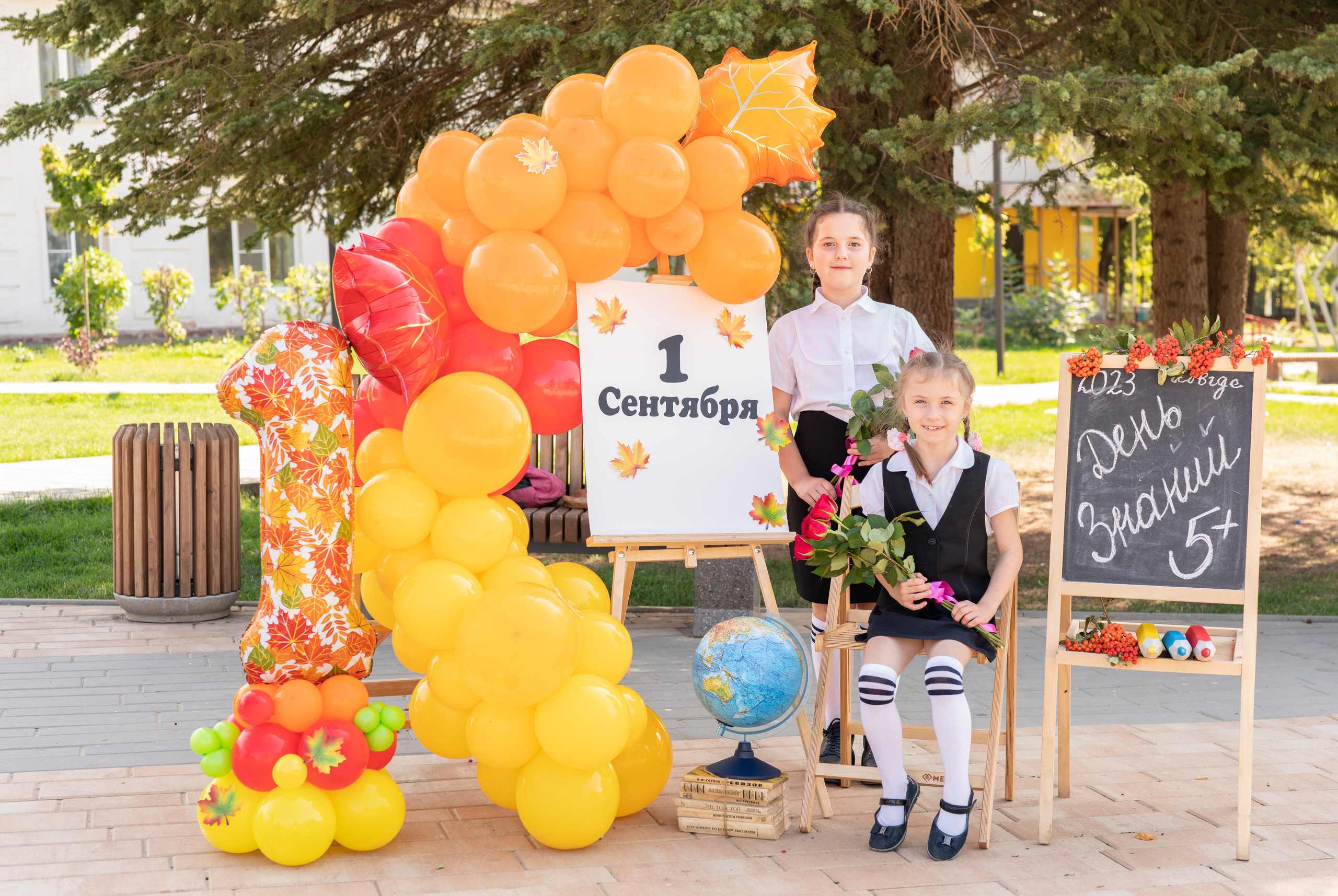 Фотопроект «Здравствуй, школа!» Люба с дочками. Семейный и детский фотограф Тула Ясногорск Тульская область Надежда Кукушкина