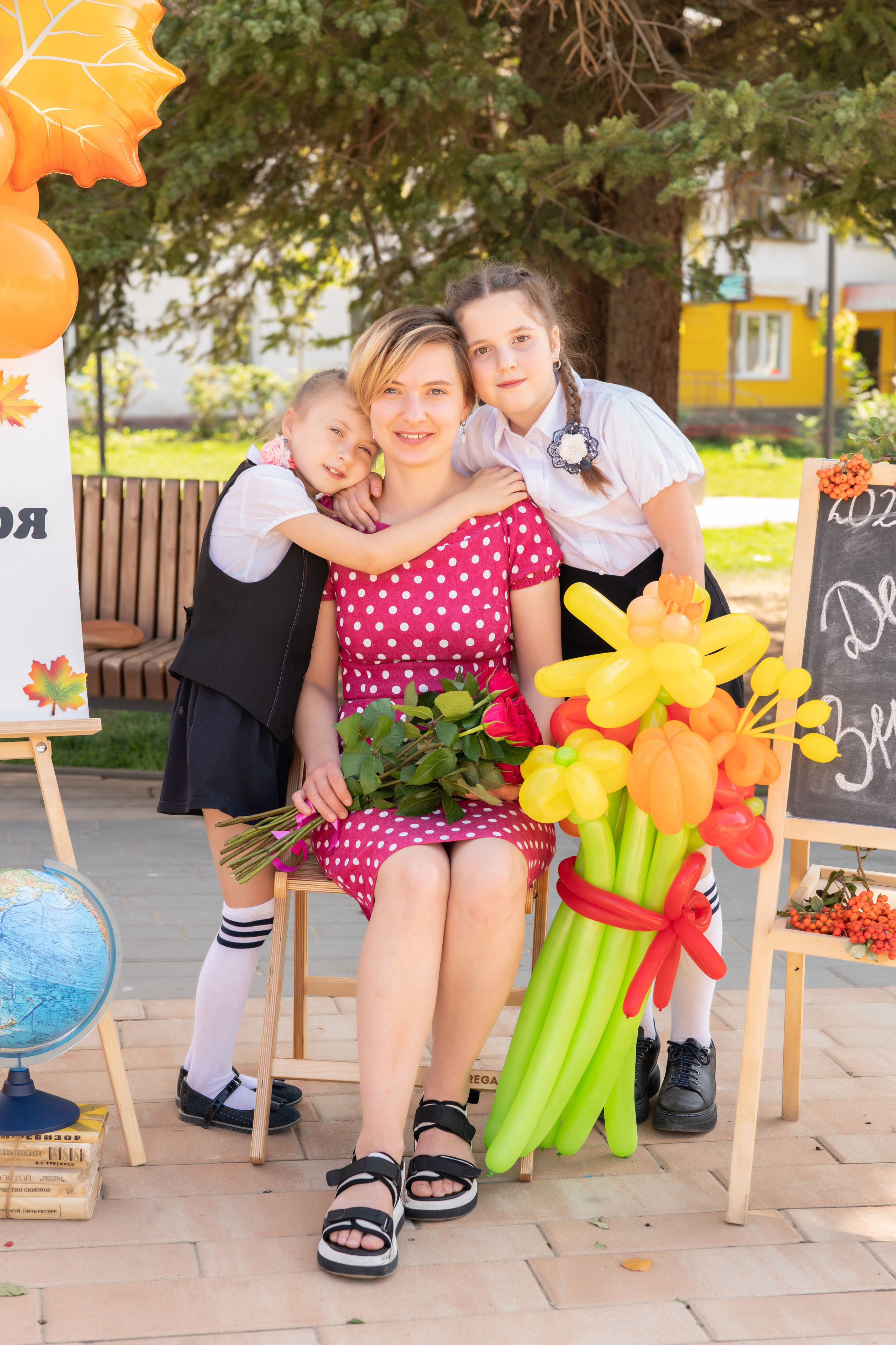 Фотопроект «Здравствуй, школа!» Люба с дочками. Семейный и детский фотограф Тула Ясногорск Тульская область Надежда Кукушкина