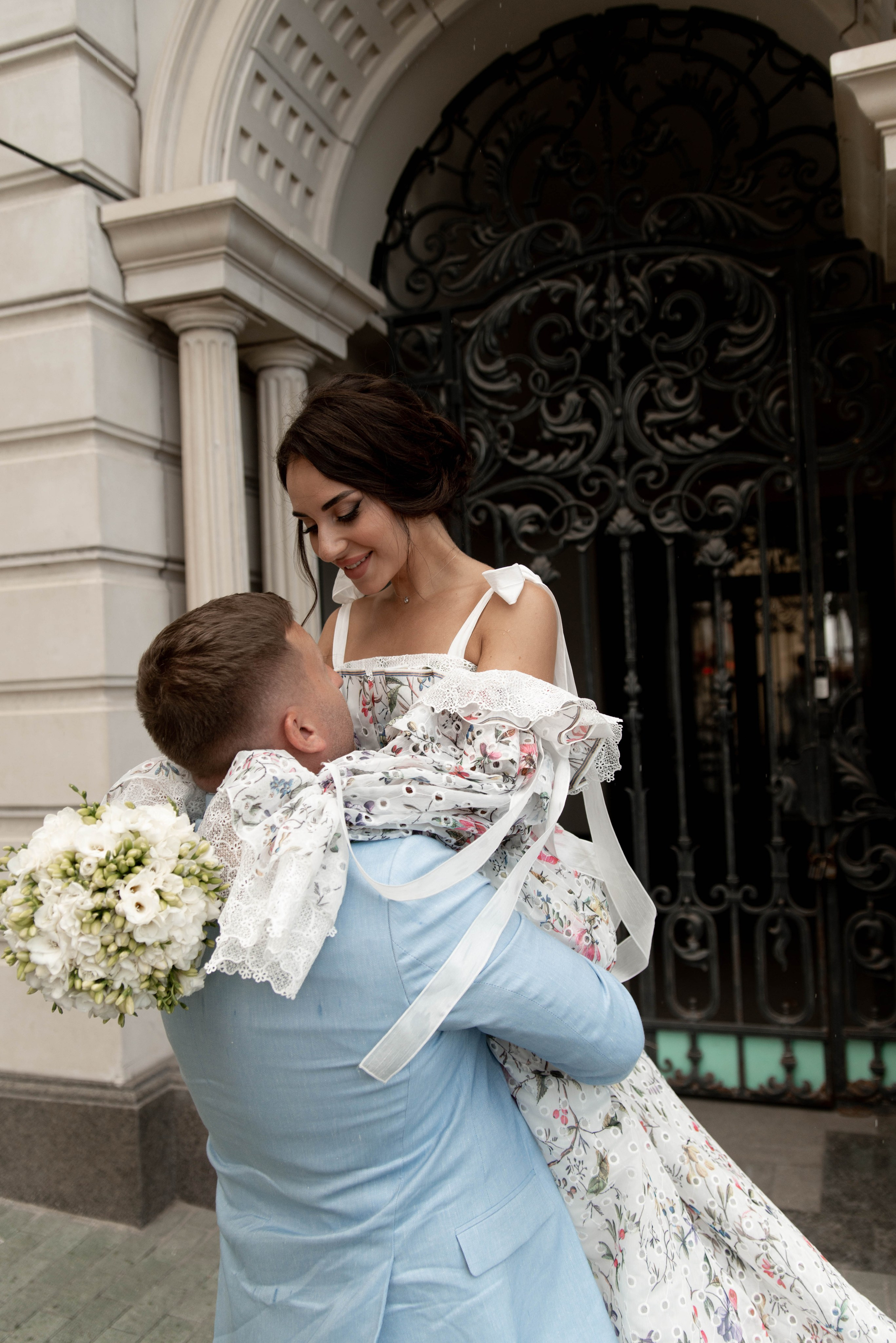 Вадим и София короткая версия свадебного дня. Меня зовут Александр Литвинчук и я свадебный фотограф в Саратове