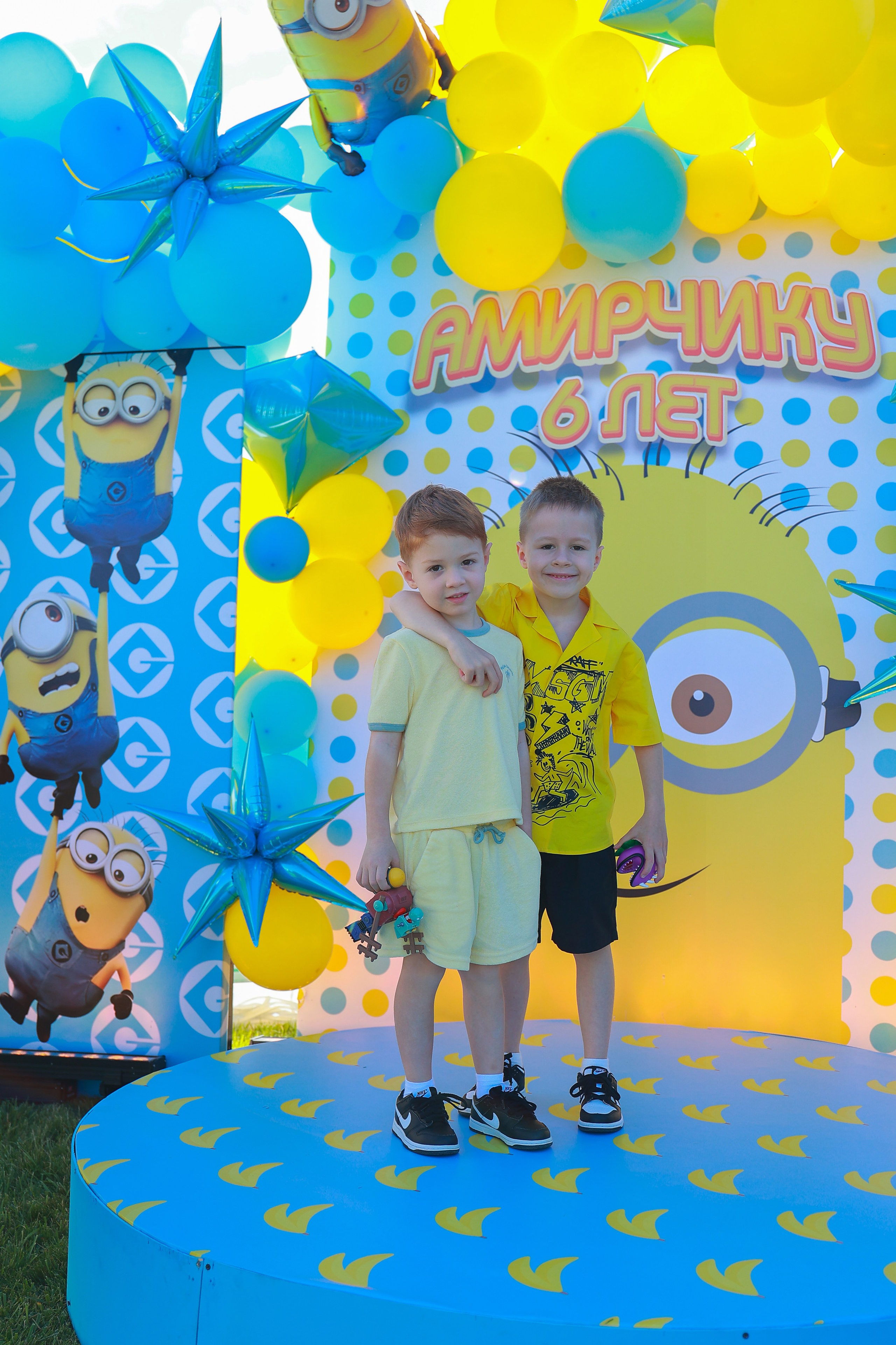 Миньоны. Детский семейный фотограф Краснодар