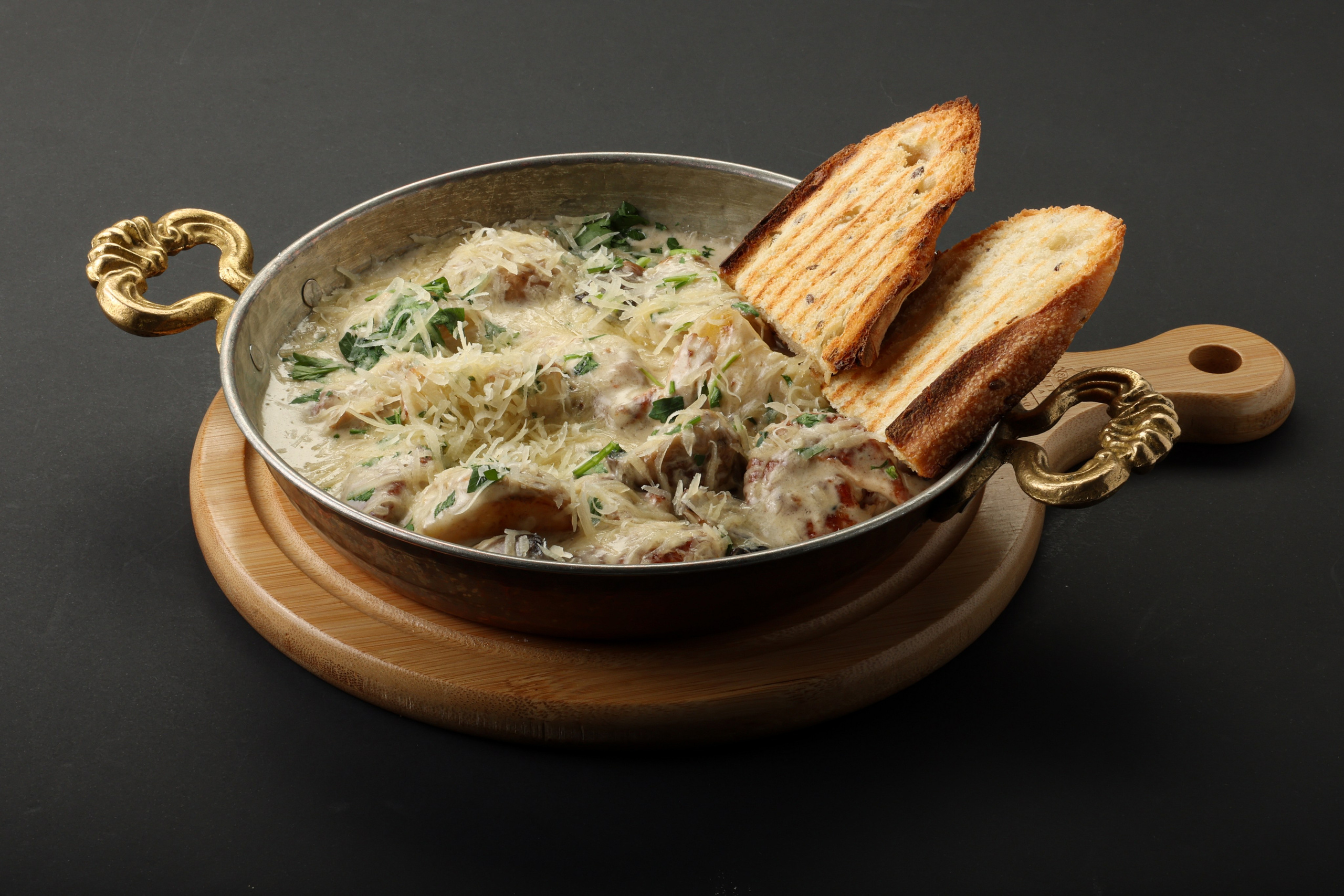 APPLEMANIA. Фотограф Самира Абдуллаева