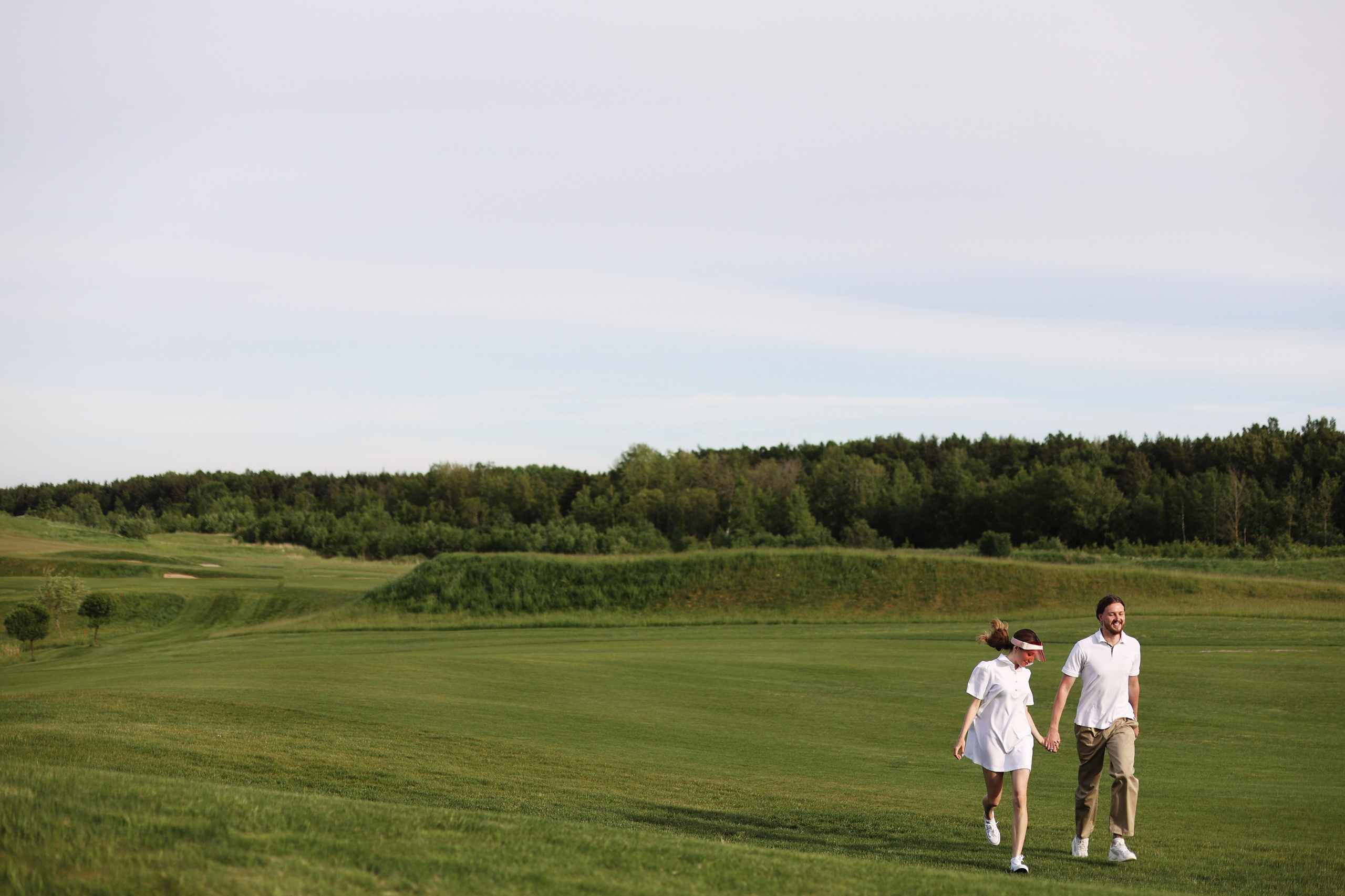 Свадебная фотосессия в гольф-клубе Петергофа. Свадебный и love story фотограф в Санкт-Петербурге (Спб) Natali Iva