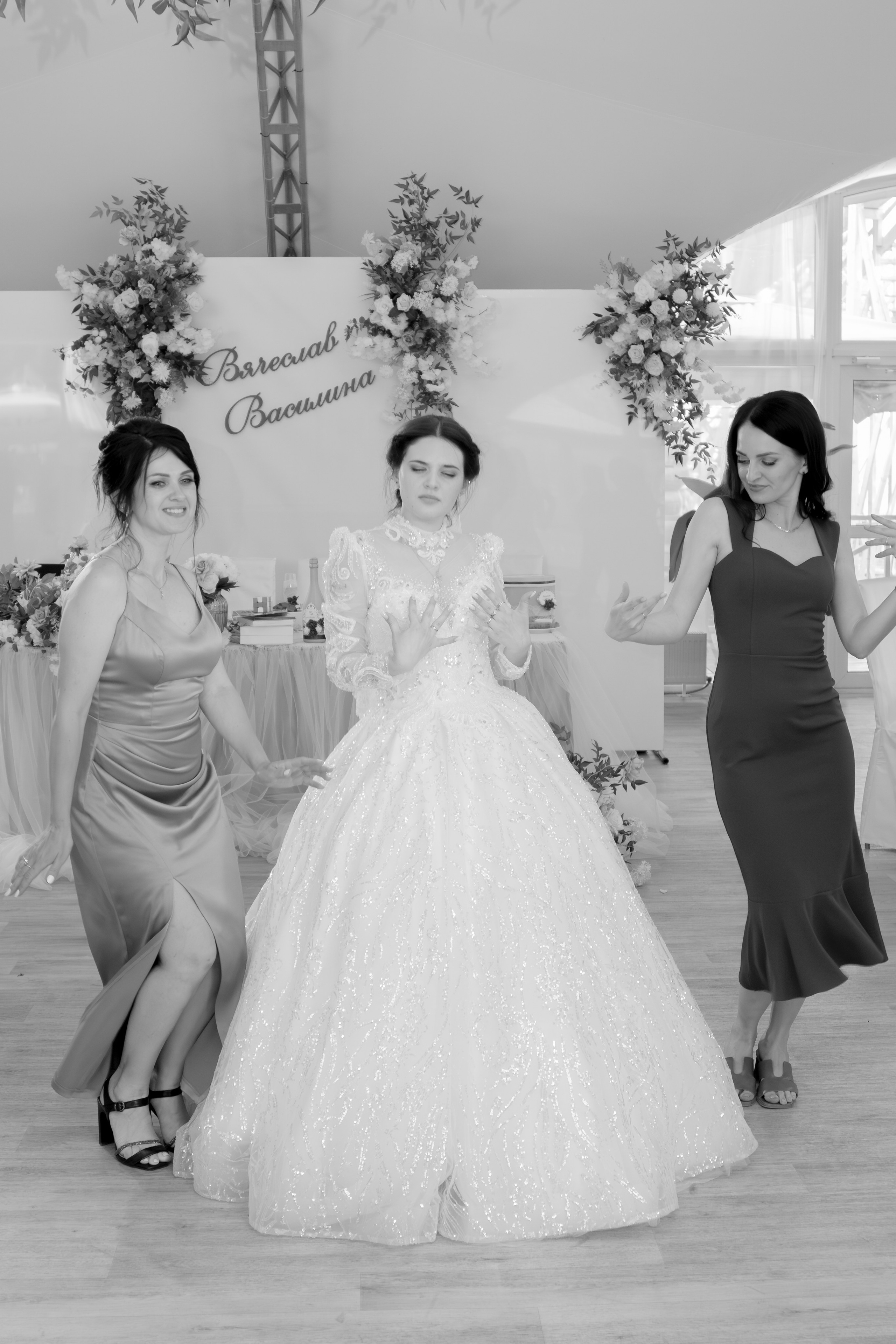 Вячеслав & Василина. Свадебный & Школьный фотограф