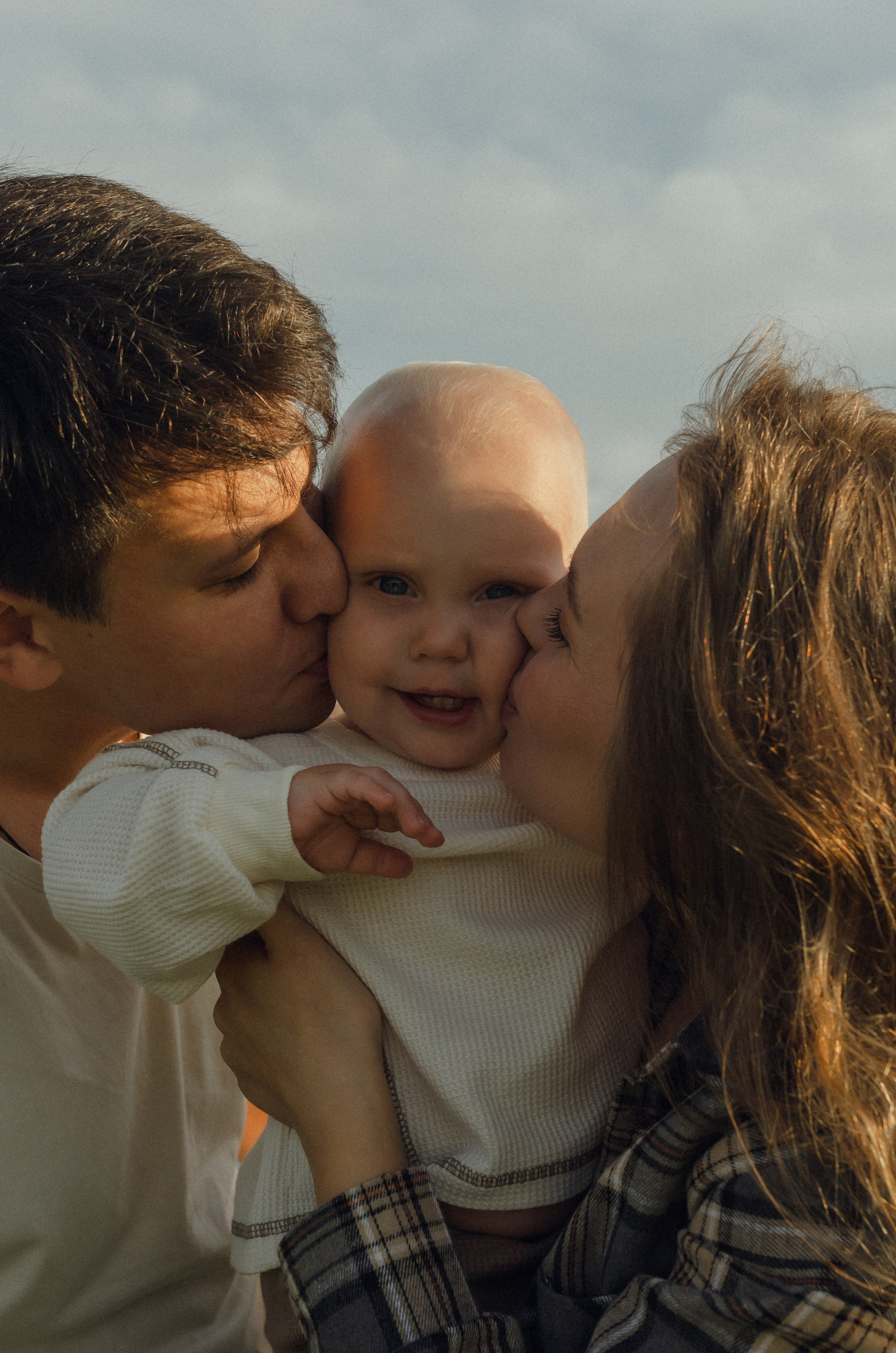 Катя, Толя и маленький Арсений. Семейный фотограф в Барнауле Ирина Ястребова