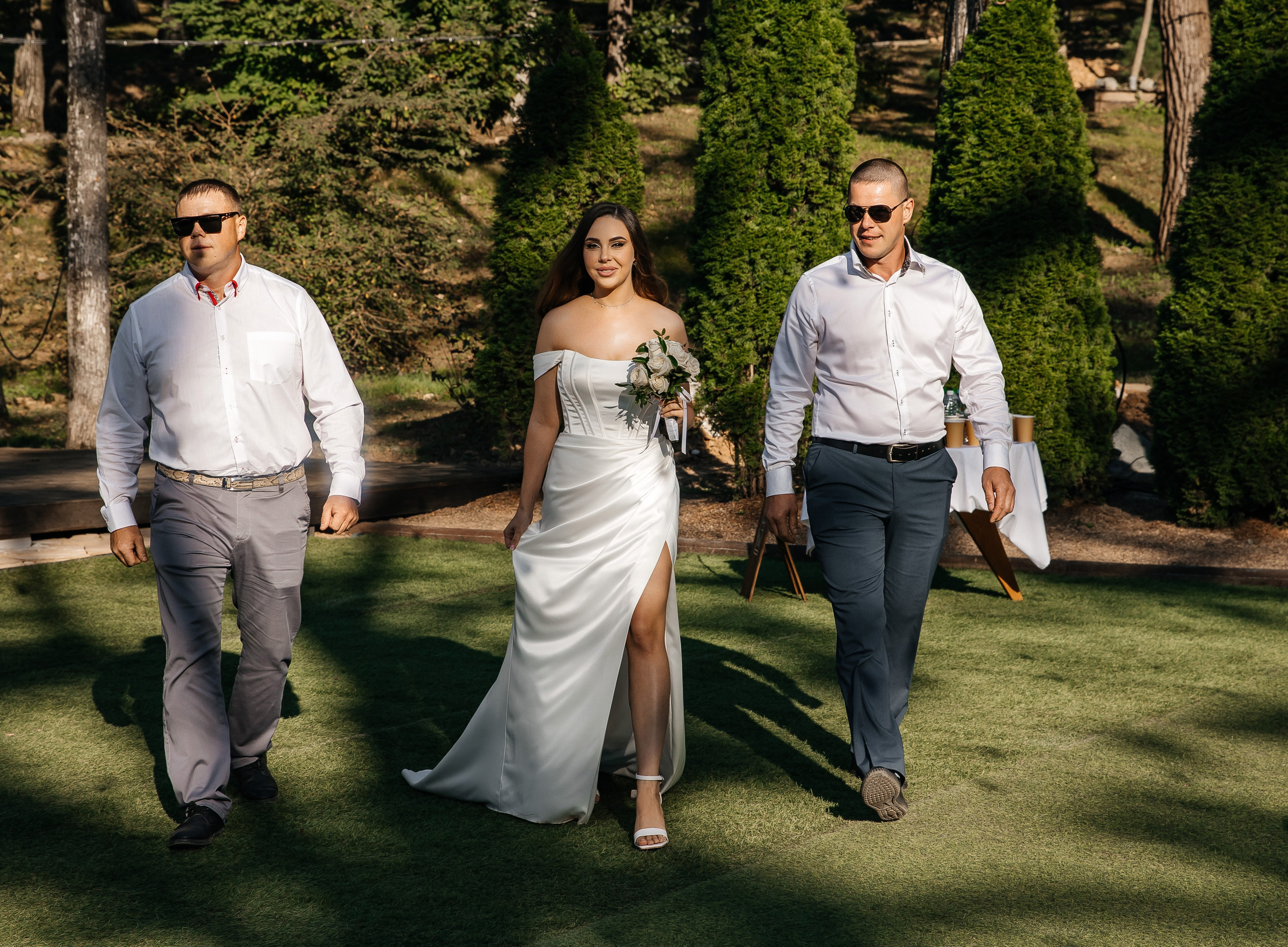 Свадьба на открытом воздухе. Свадебный и семейный фотограф в Москве Олеся Подколзина