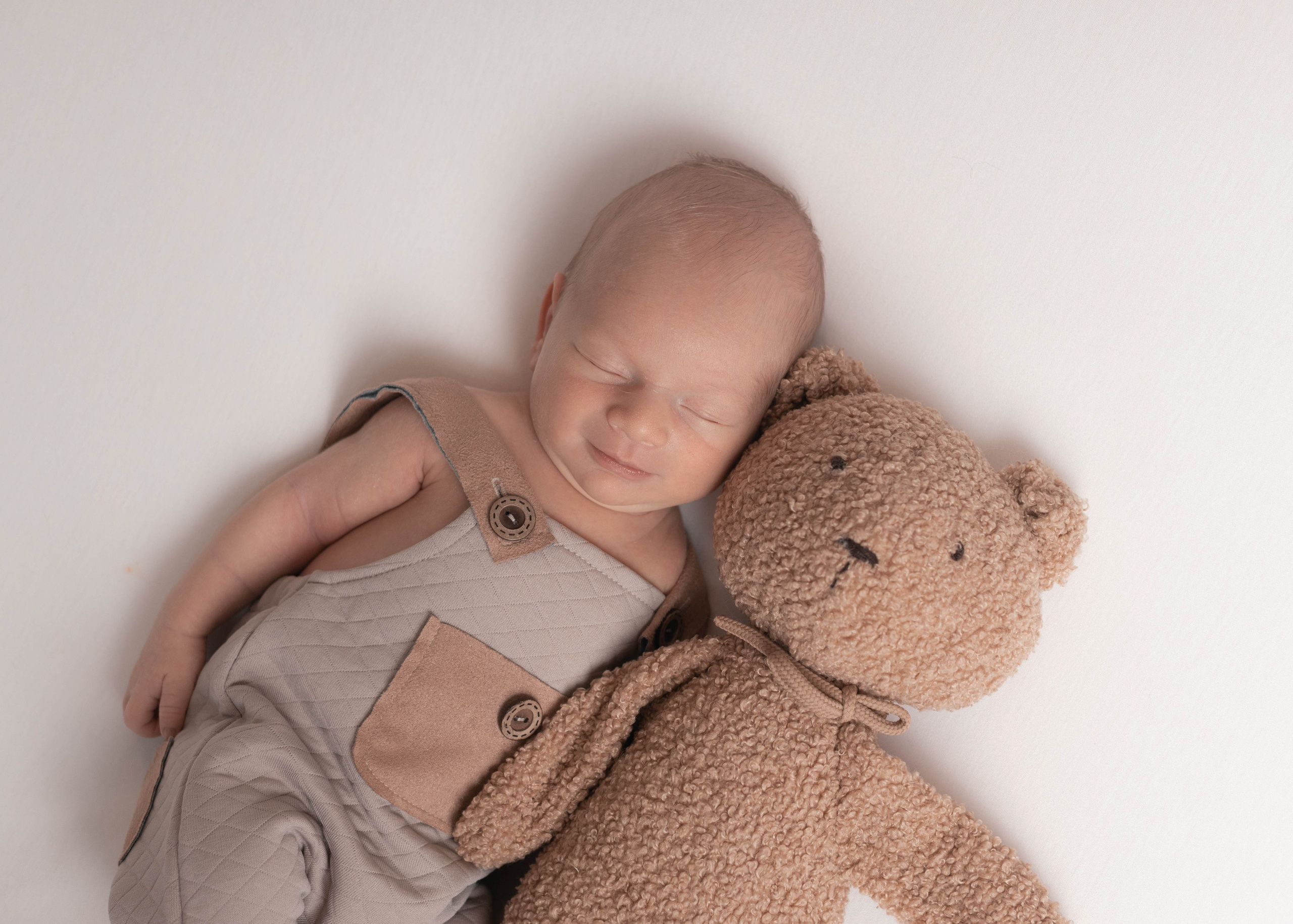 НОВОРОЖДЕННЫЕ МАЛЫШИ. Фотосессия новорожденных в Москве и Московской области