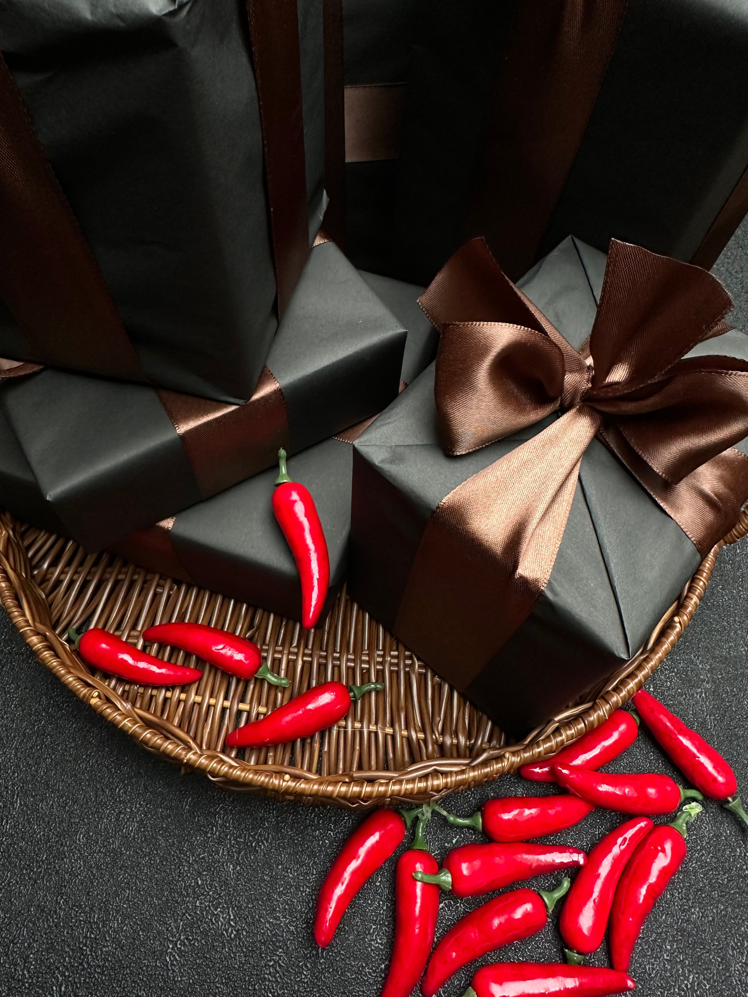 «Подарок с перчинкой». Студия подарочных наборов «Владия»