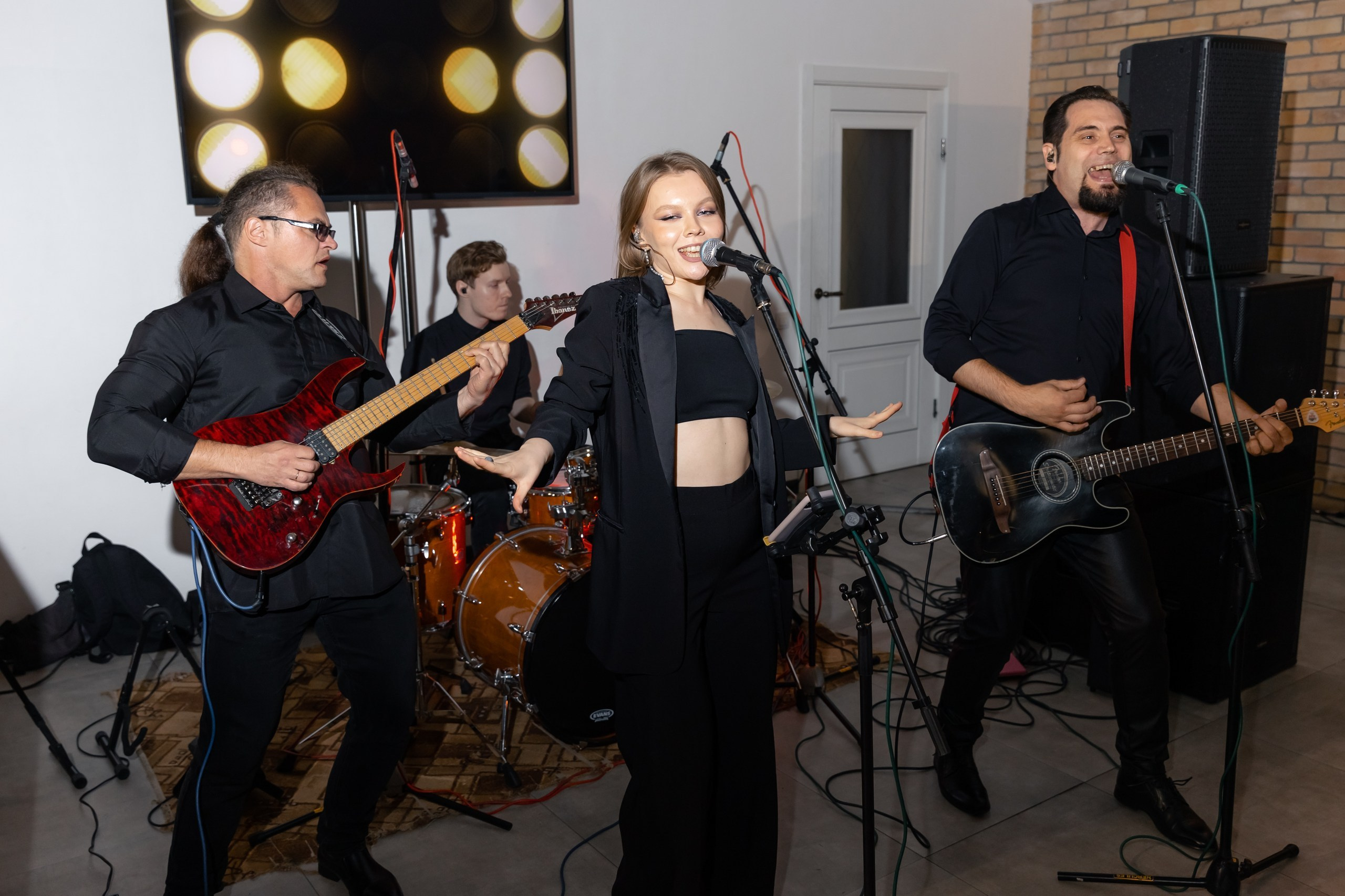 Кирилл и Лиза. Свадебный фотограф Михаил Симонов