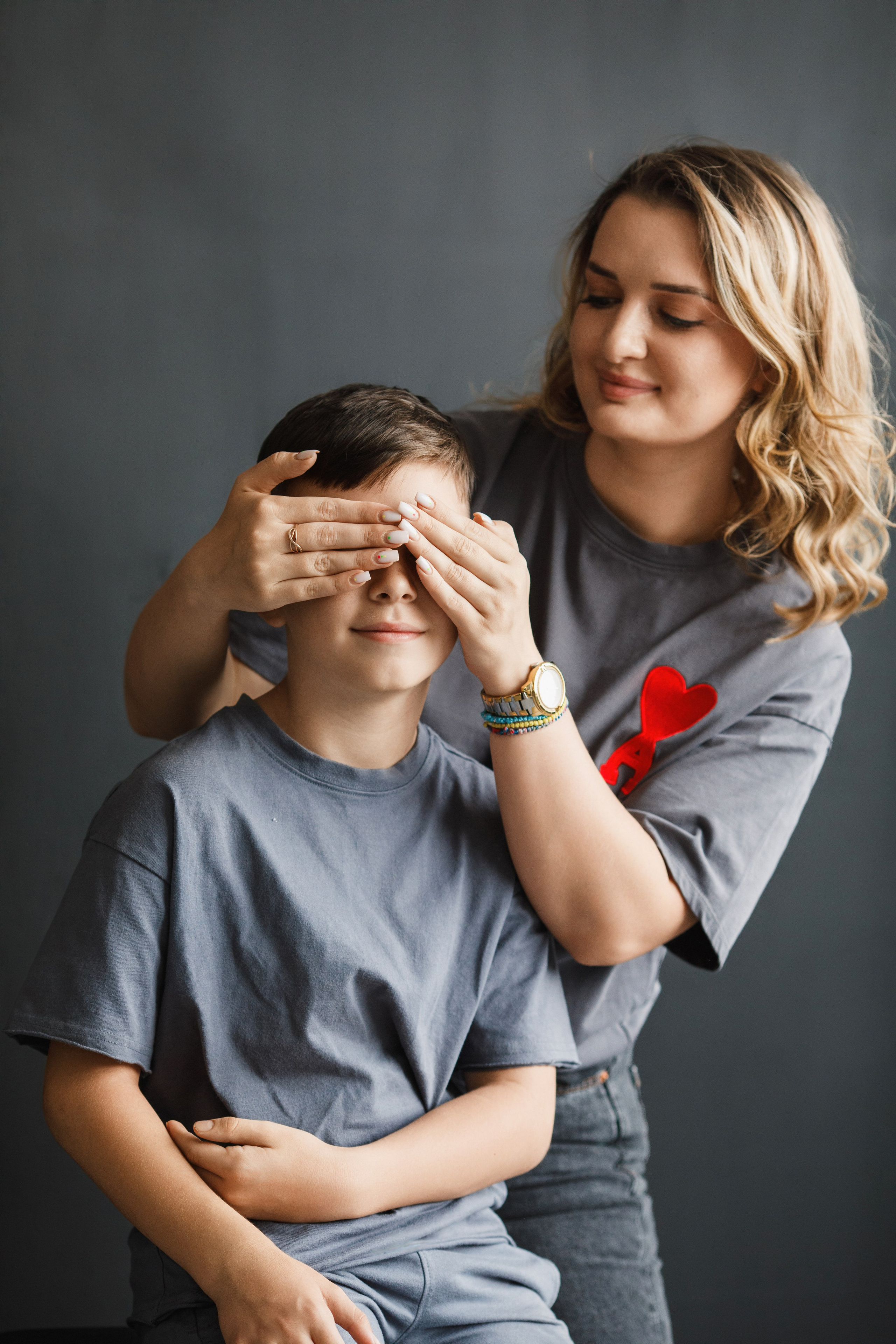 Семейная фотосессия с бенто-тортом. Фотограф во Владикавказе Юрий Геворгизов