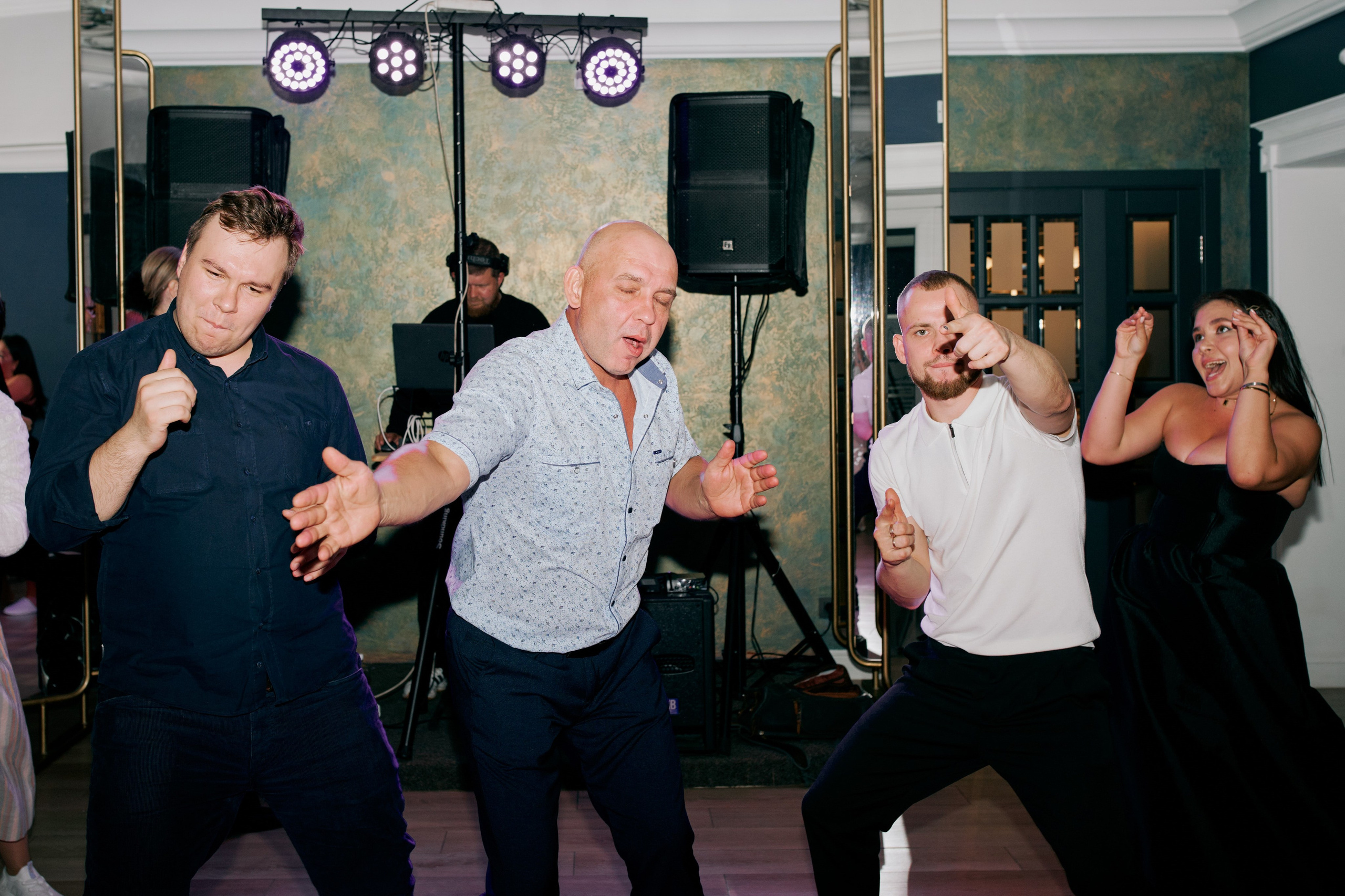 Александр и Екатерина. Главная