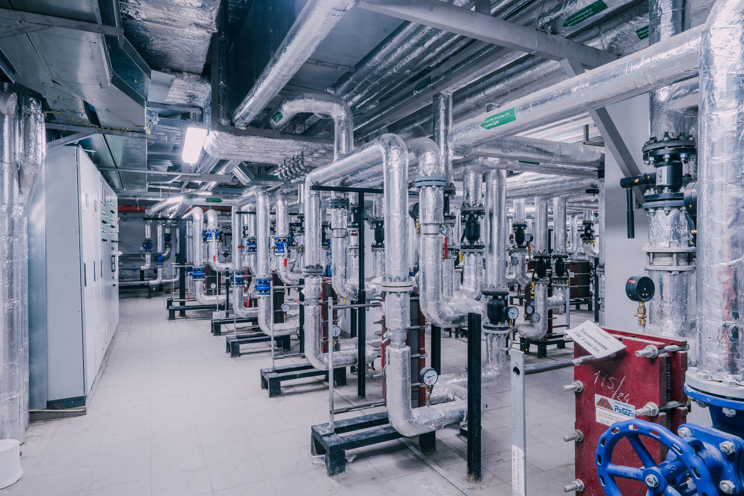 D1, MR Group. @tomrus: Рустам Шагиморданов — фотограф