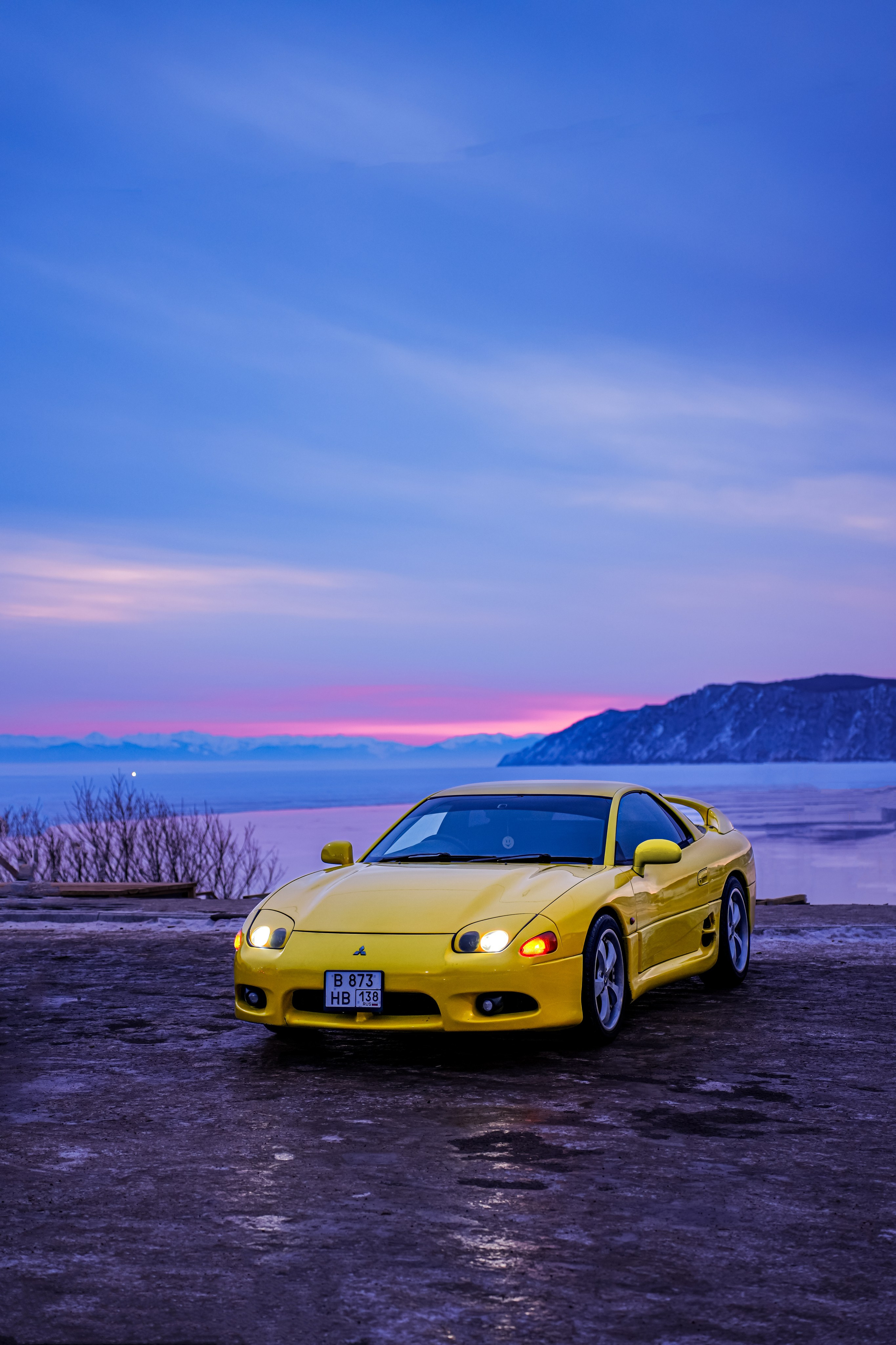 Mitsubishi GTO 25'. Фотограф, видеограф и пилот дрона на Байкале