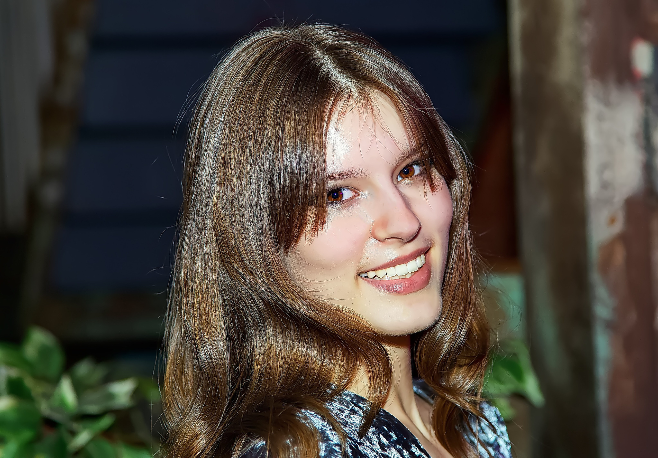 Выпускной 2023 (9-й класс, школа № 46). Loft Urban. Москва. Репортажная съемка в Москве и области. Анималистика