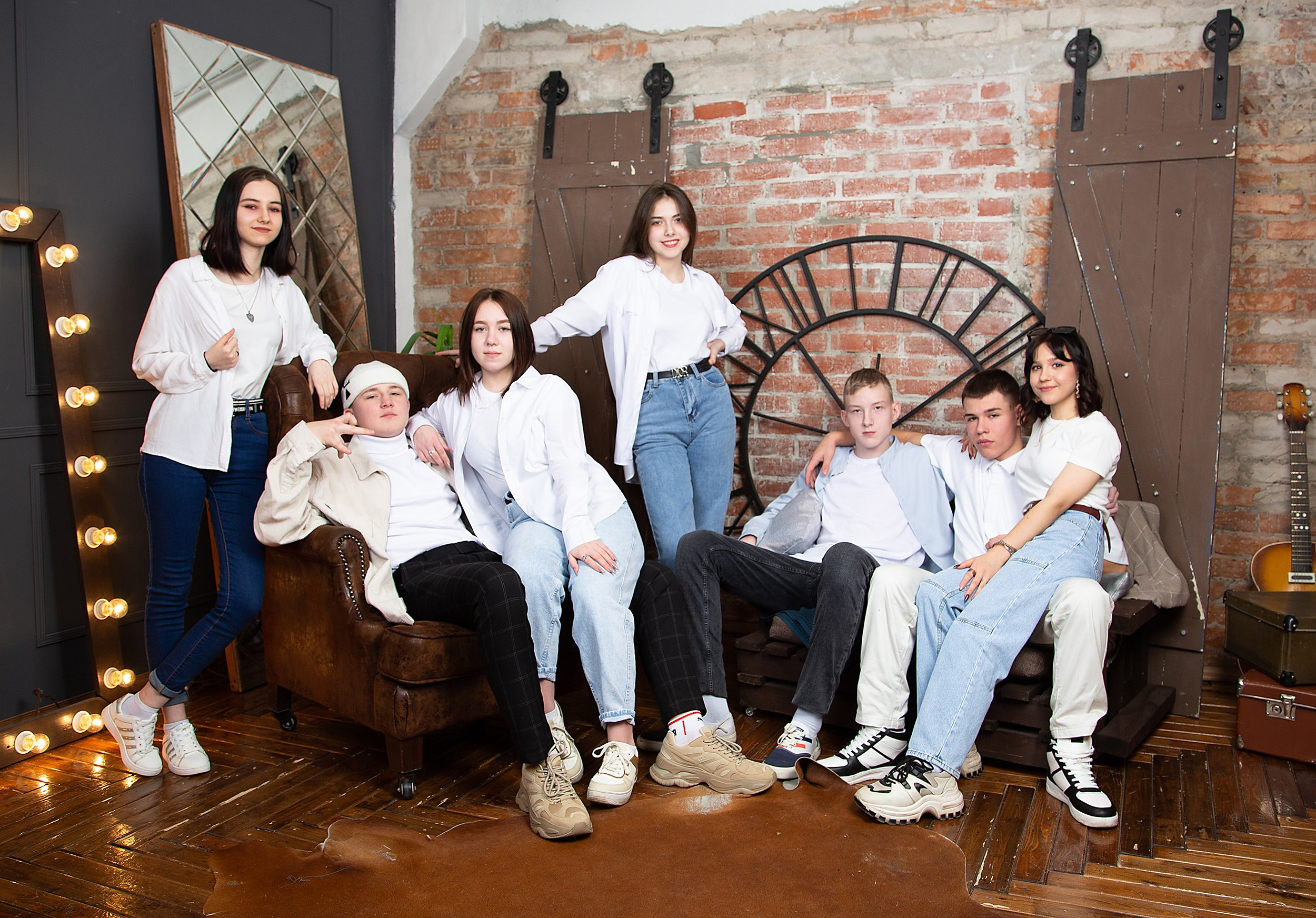 фотосъемка старшеклассников в студии фотосъемка старшеклассников в школе