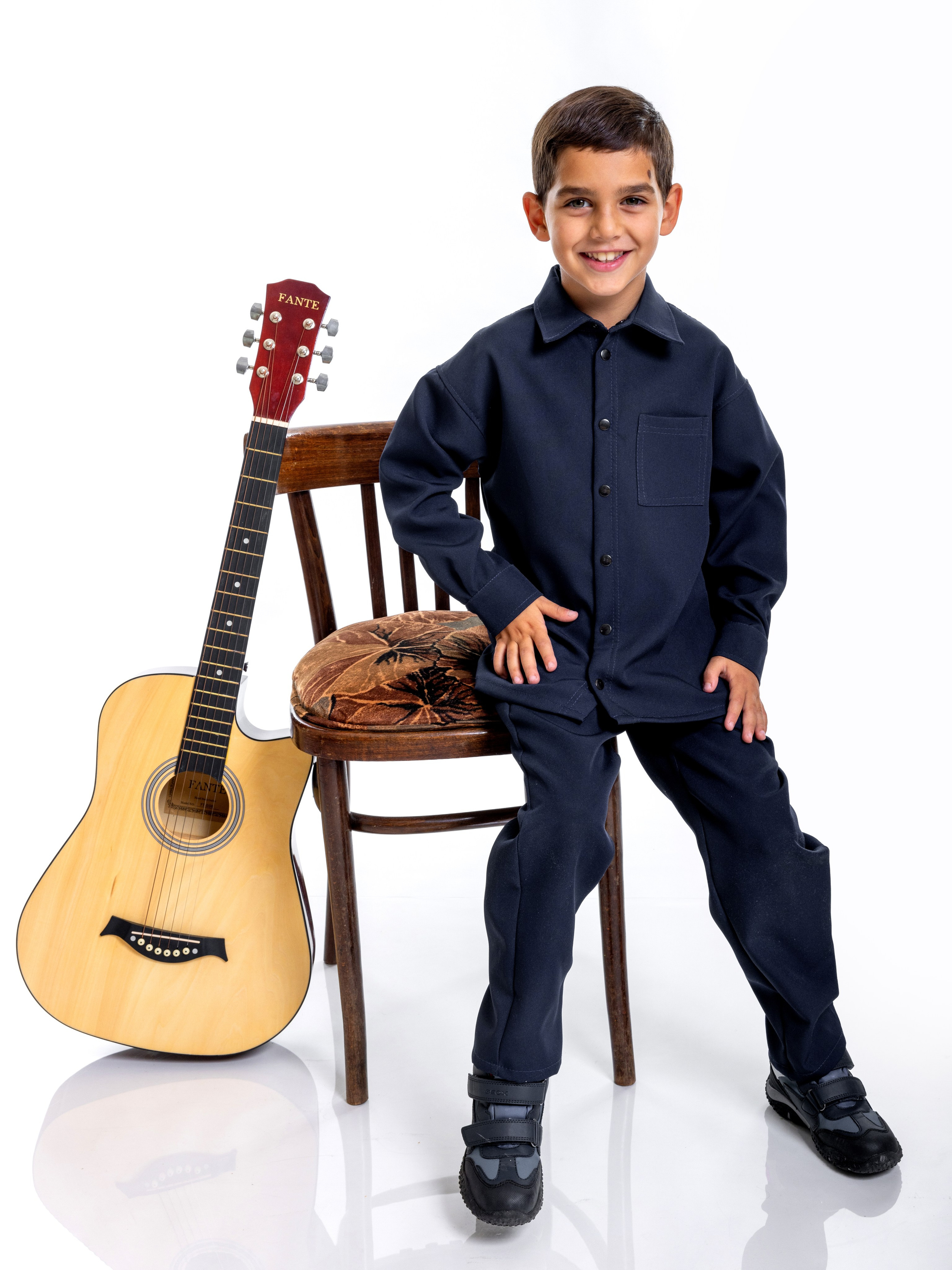 Для маркетплейсов с выбором фона (белый/серый). Фотограф в Туле Крупский АнДРей. Фотостудия «КАДР71» в Туле