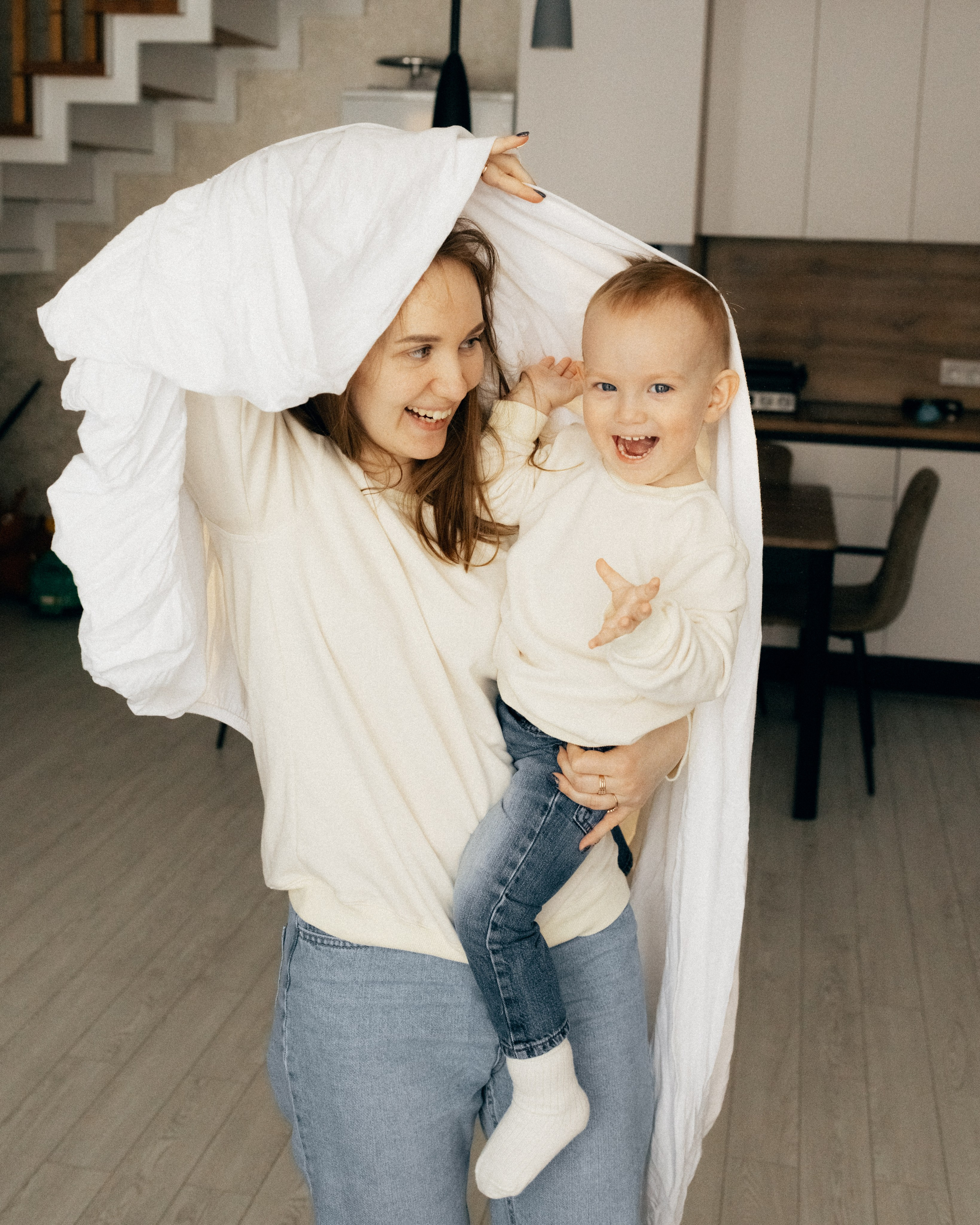 Домашнее утро. Свадебный и портретный фотограф в Новосибирске Любовь Исакова