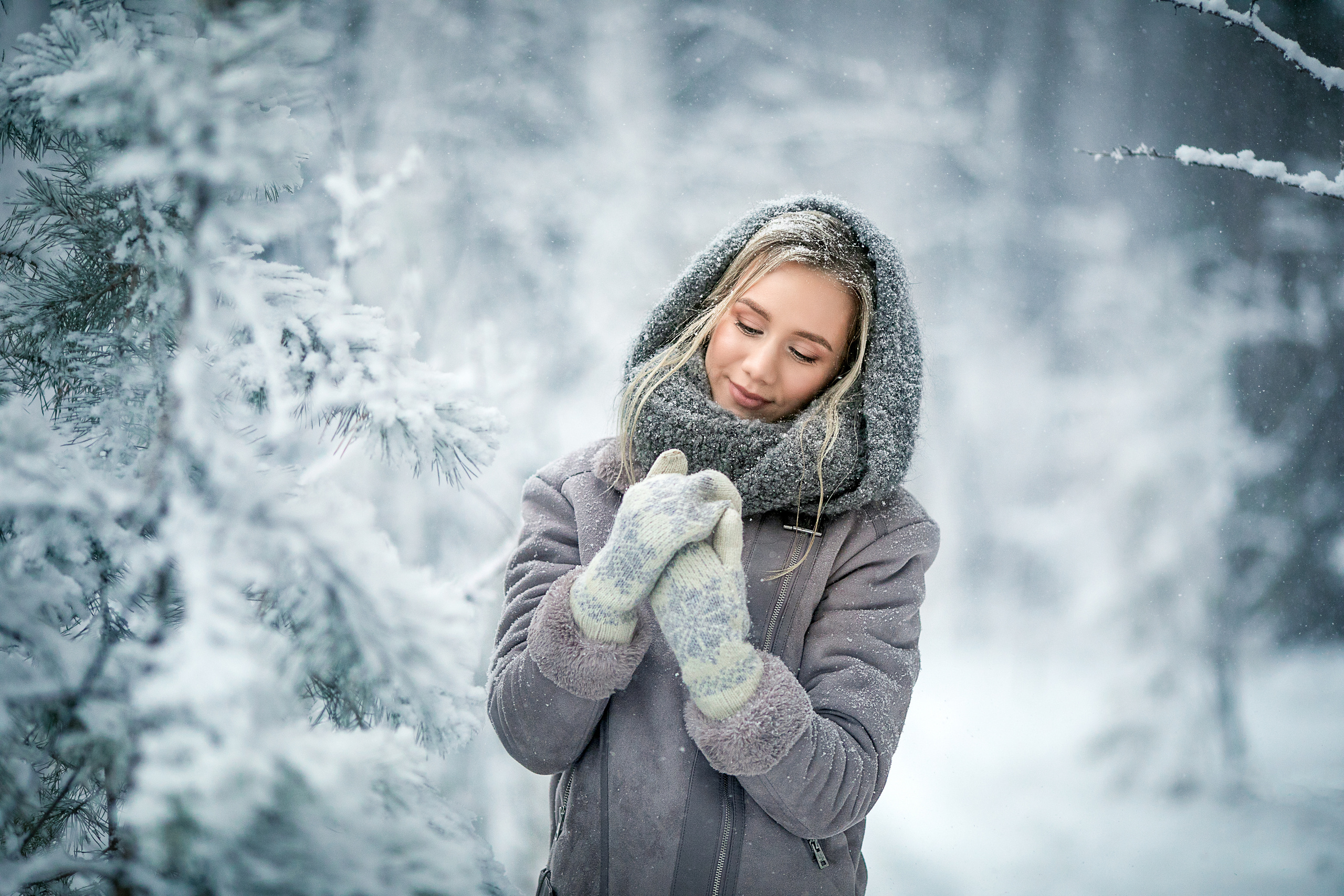 В зимнем лесу. Детский и семейный фотограф в Красноярске Елена Коровкина
