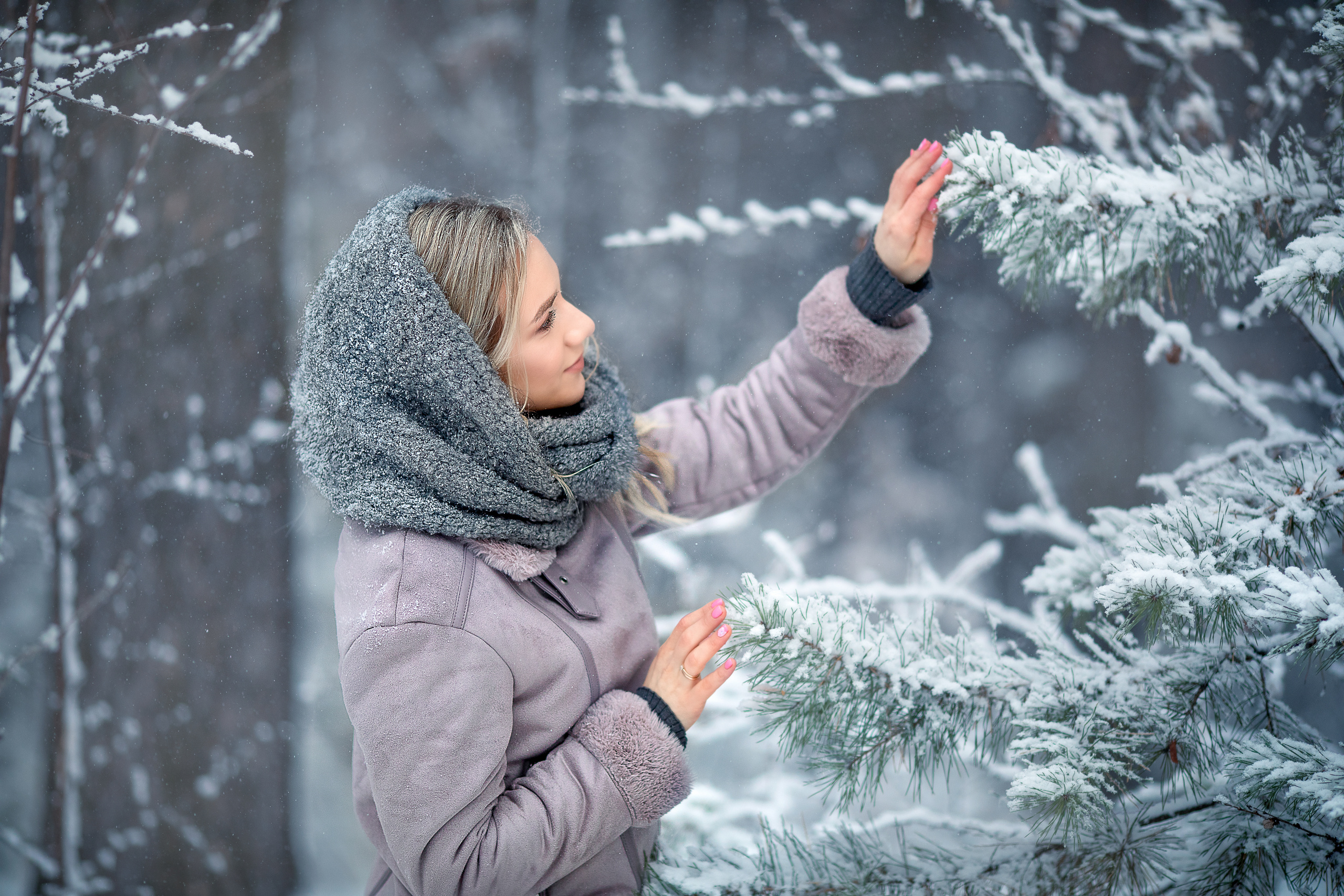 В зимнем лесу. Детский и семейный фотограф в Красноярске Елена Коровкина