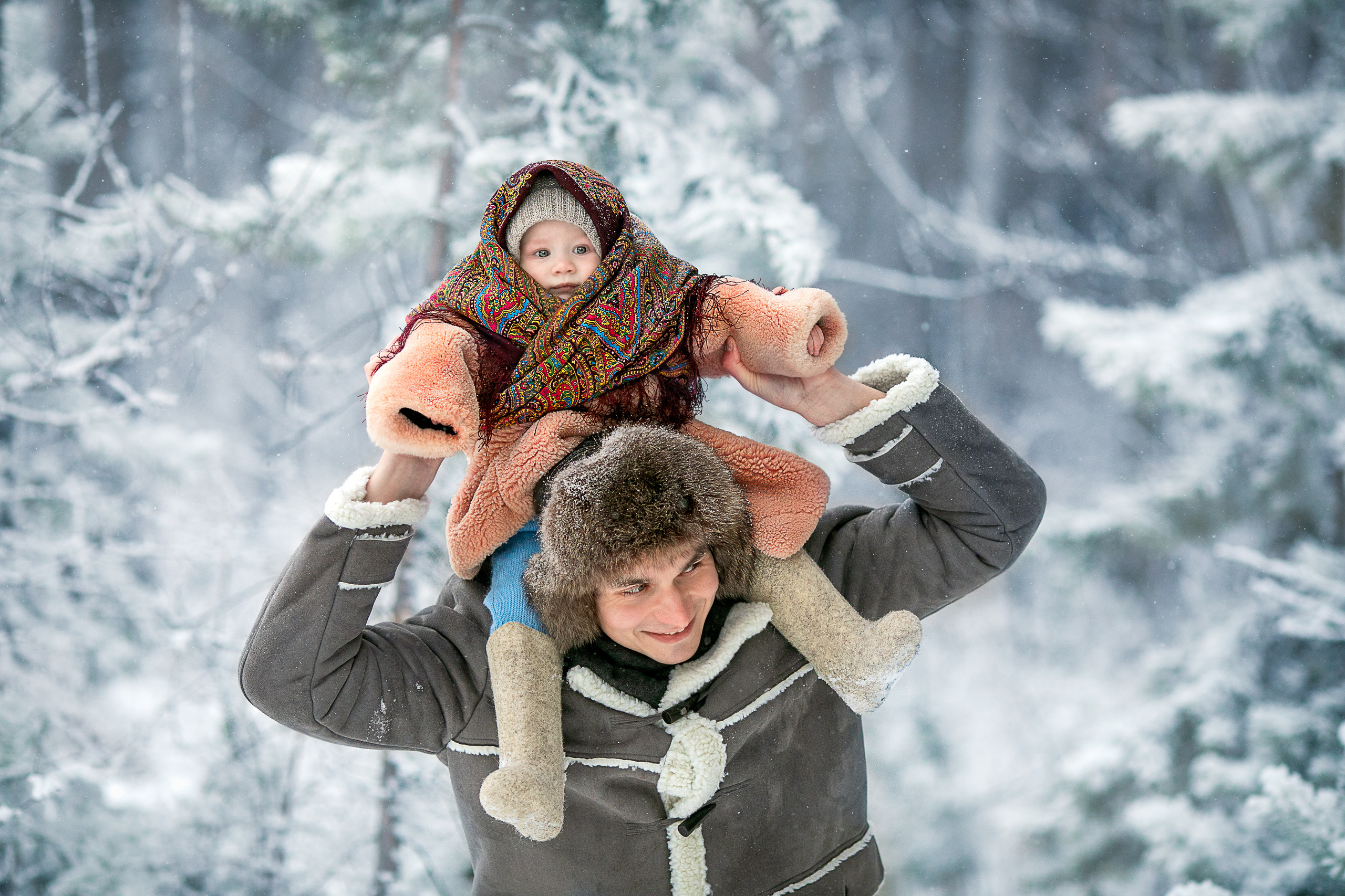В зимнем лесу. Детский и семейный фотограф в Красноярске Елена Коровкина
