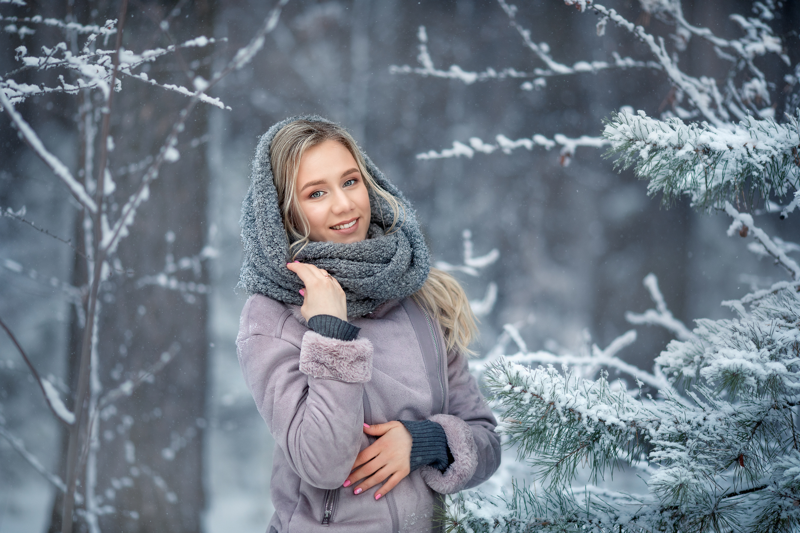 В зимнем лесу. Детский и семейный фотограф в Красноярске Елена Коровкина