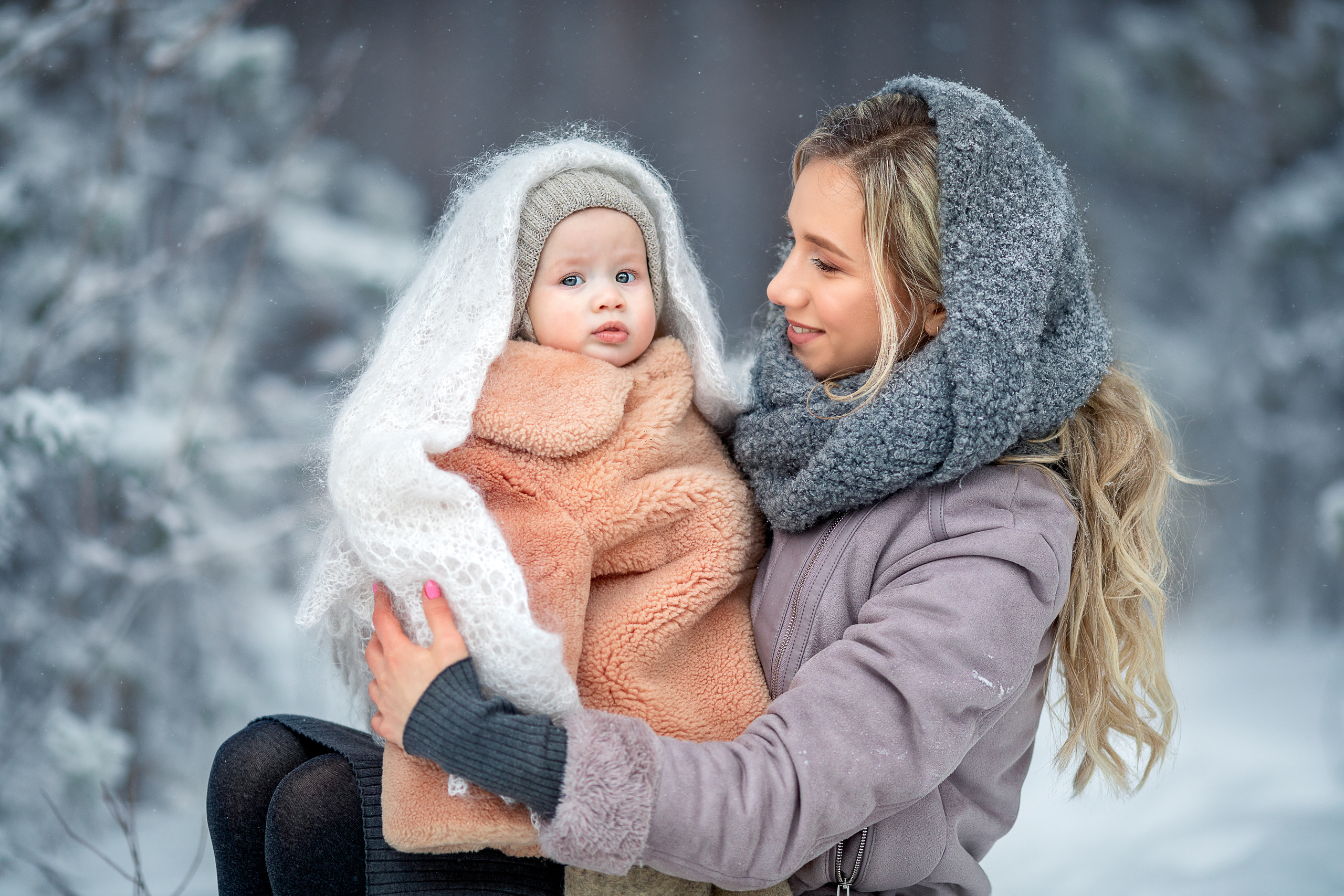 В зимнем лесу. Детский и семейный фотограф в Красноярске Елена Коровкина