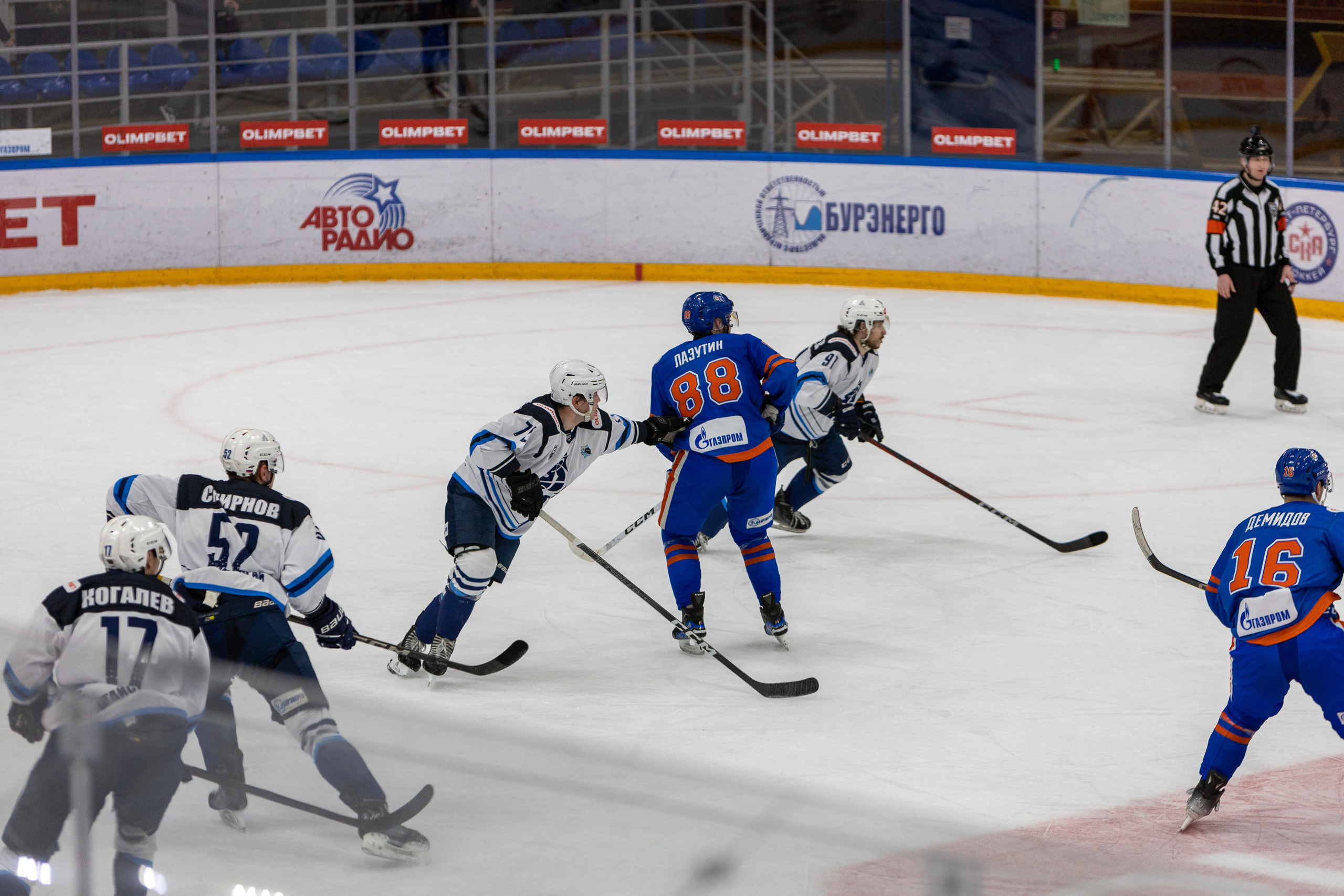 Хоккей СКА-Нева — Динамо-Алтай. Репортажный фотограф Санкт-Петербург | Роман Карбышев
