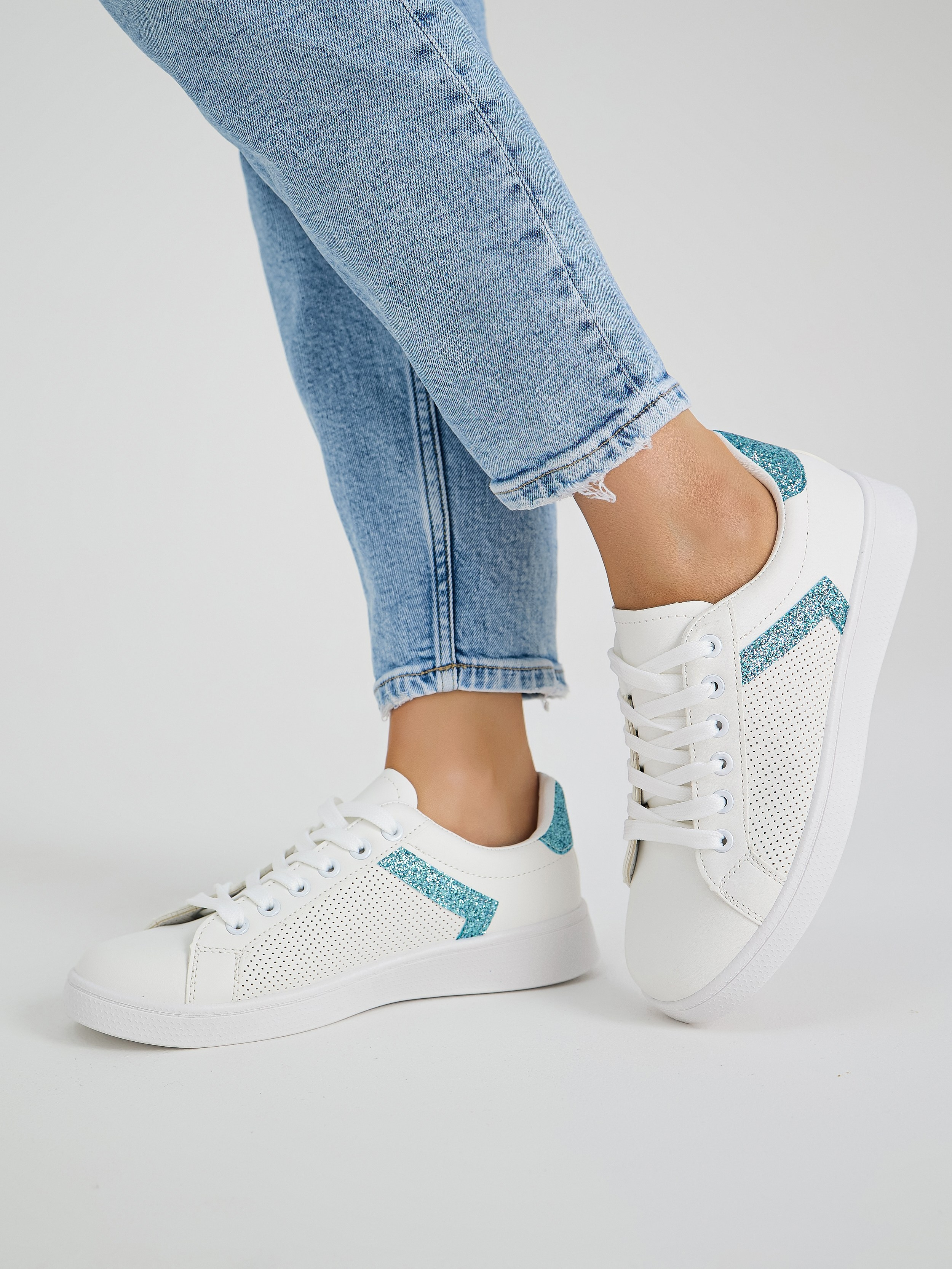 Съемка обуви для маркетплейса в Москве. Фото и видео услуги для бизнеса procontent.studio