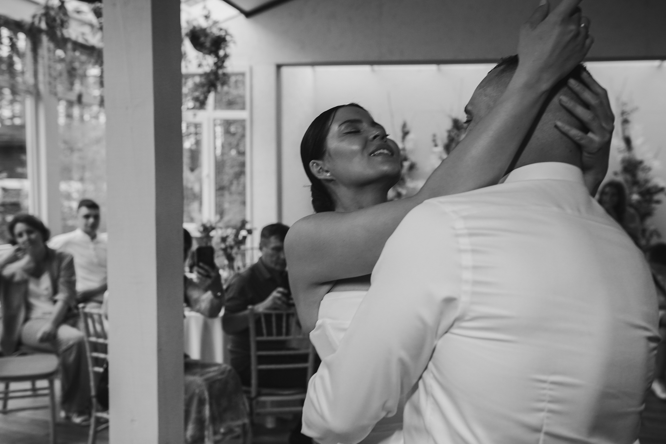 Люби меня люби