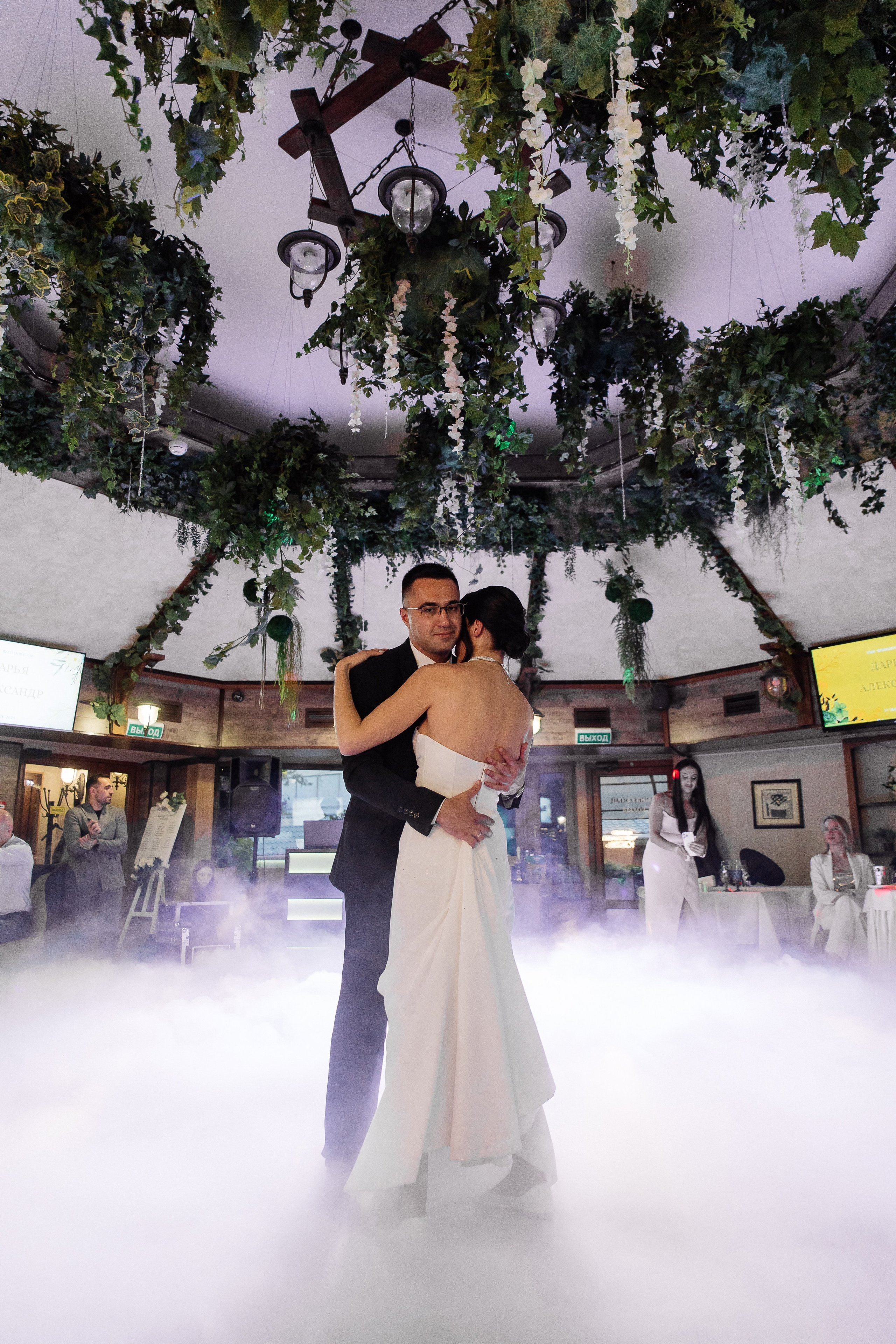 Свадебные съемки. Свадебный фотограф в Крыму Алексей Карасёв