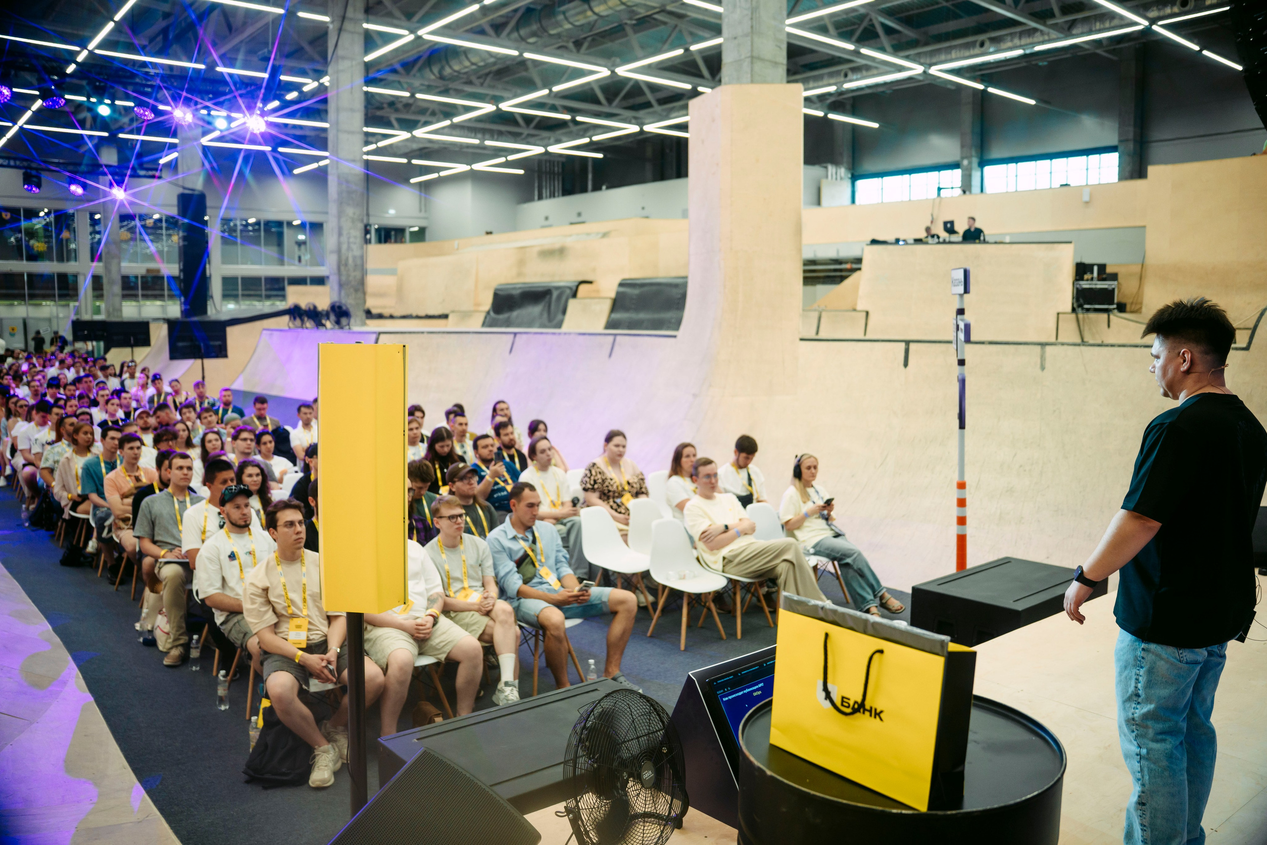 Т-Банк. Сезон кода / 2025. Саша Копылов, фотограф в Казани