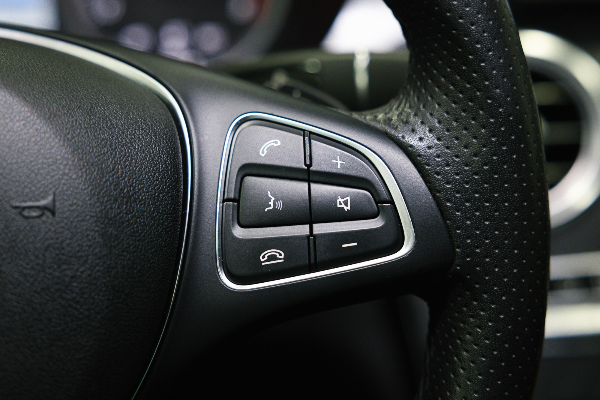 Mercedes-Benz GLC 250 2.0 4MATIC 9G-Tronic (211 л. с.). Автосалон «Х-Авто»