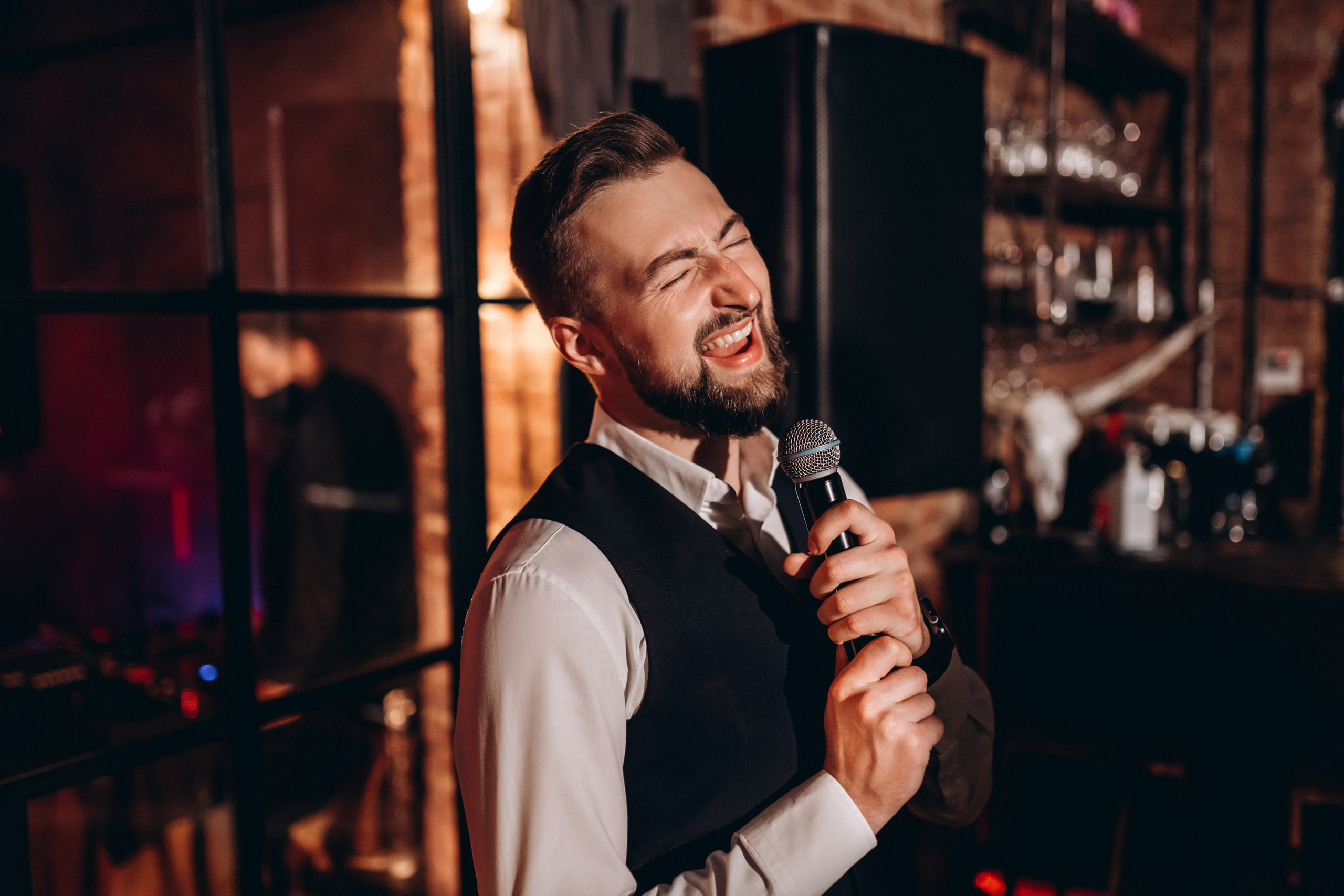 Вадим и Юлия. Свадебный квиз в ресторане «Рога и копыта». Зайковский Кирилл