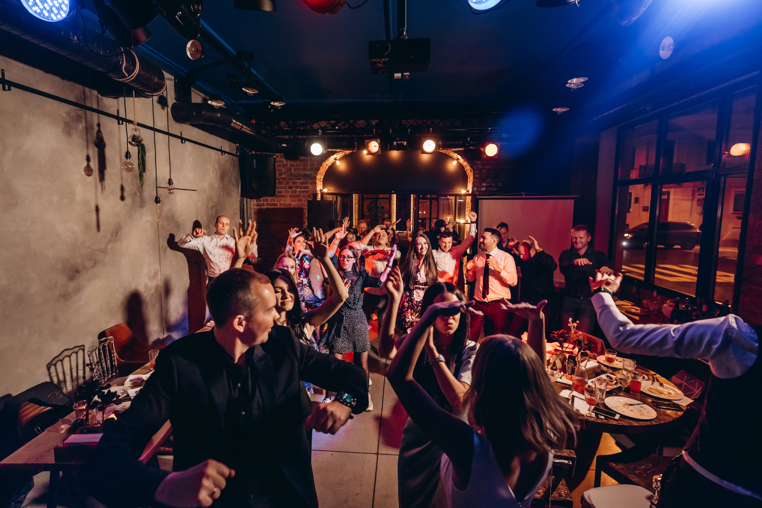 Вадим и Юлия. Свадебный квиз в ресторане «Рога и копыта». Зайковский Кирилл