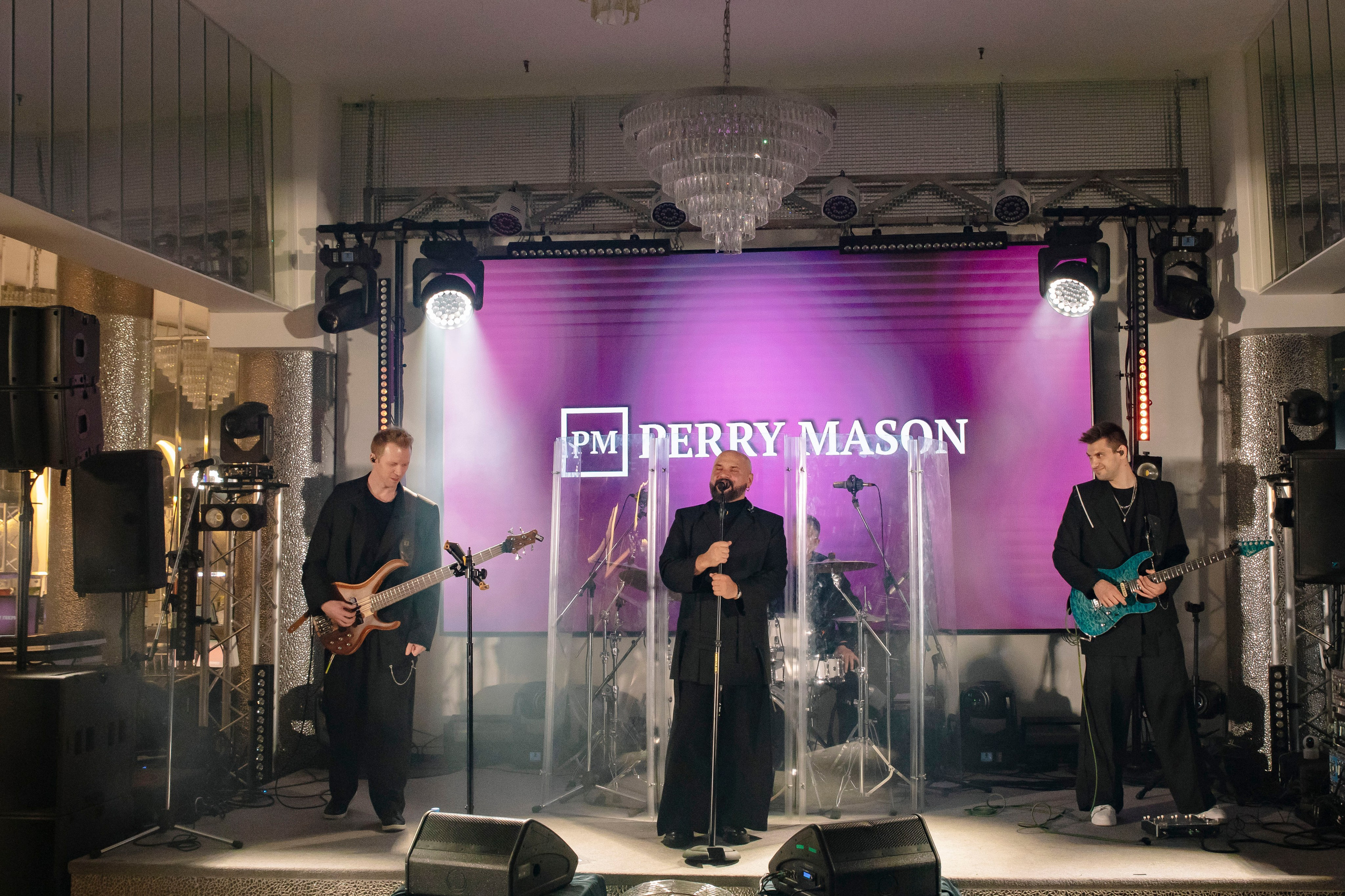 Свидание с La Riva Hall event space. Фотограф в Москве Яна Полосина