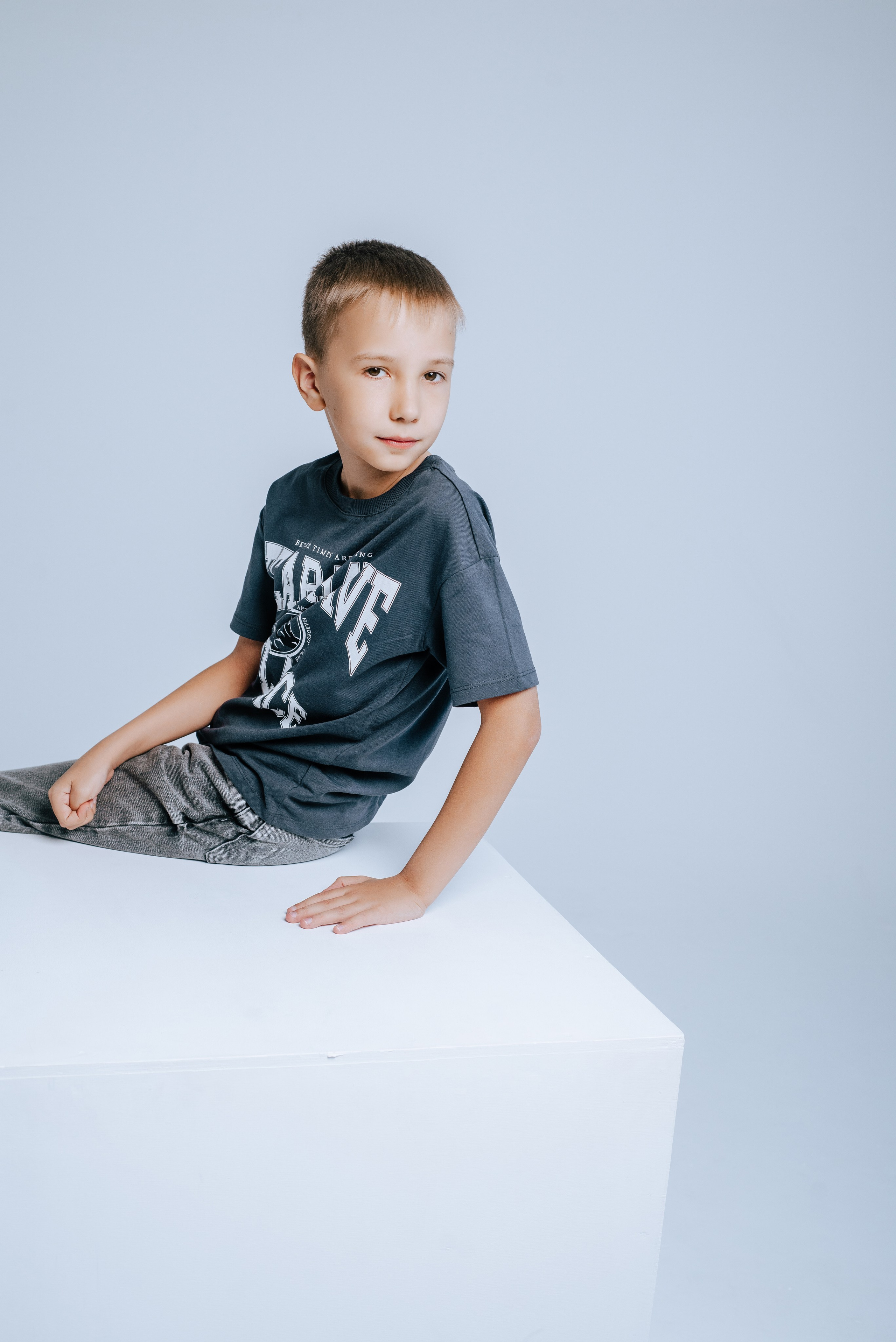 4Б — школа № 1. Фотограф Ярмишко Дарья. Выпускные фотокниги