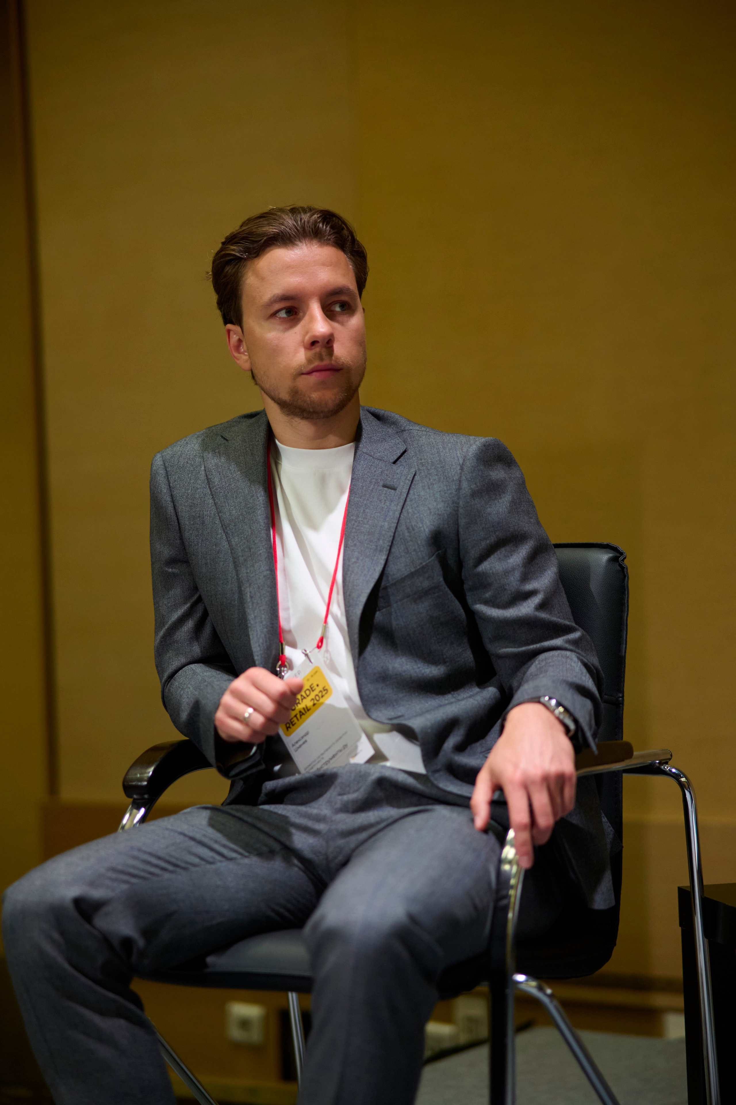 Upgrade Retail Весна 2025. Репортажный фотограф в Москве и Санкт-Петербурге — Профессиональная съёмка мероприятий | Данила Золкин