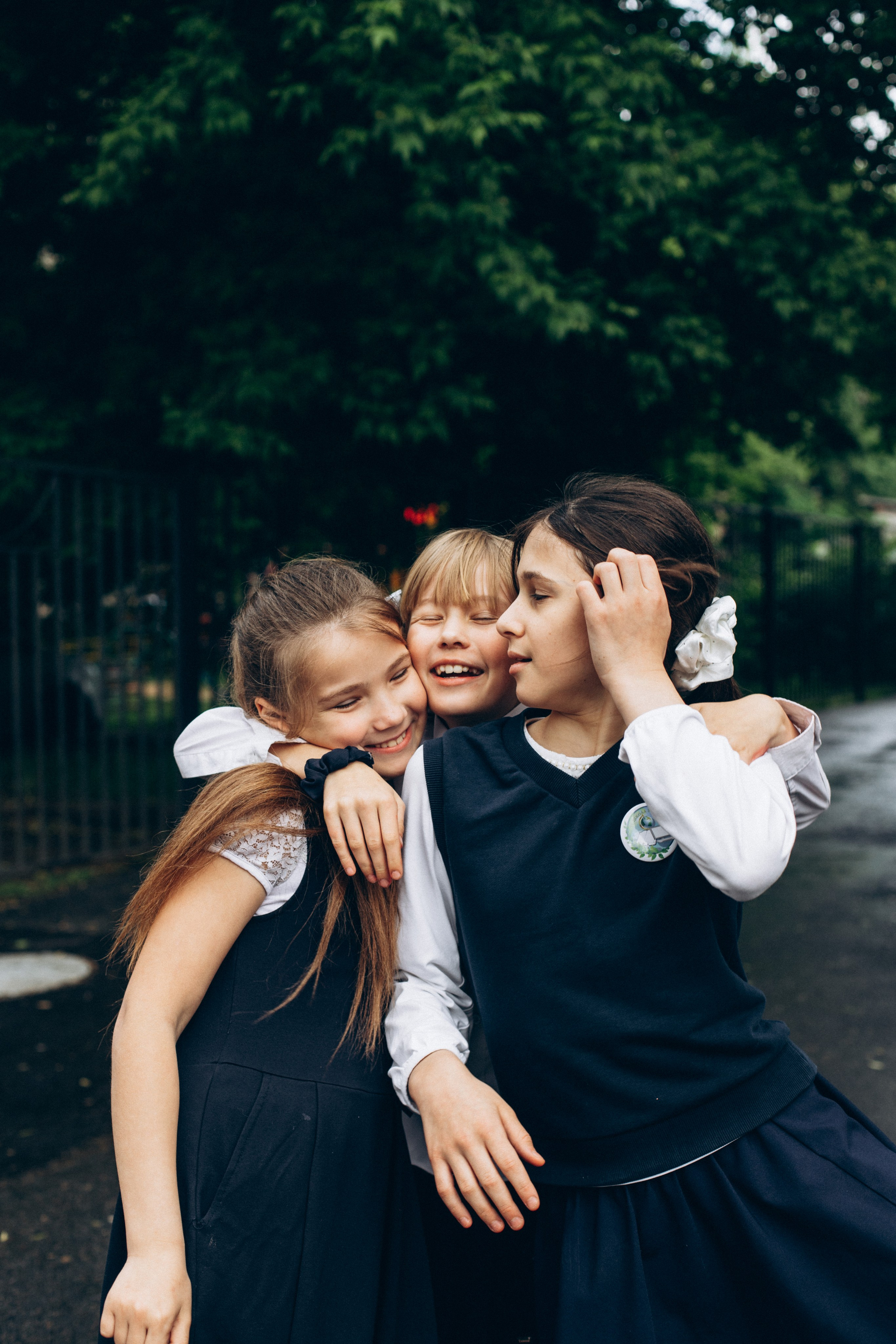 Школьные фотографии могут быть такими. Репортажный и детский фотограф в Минске