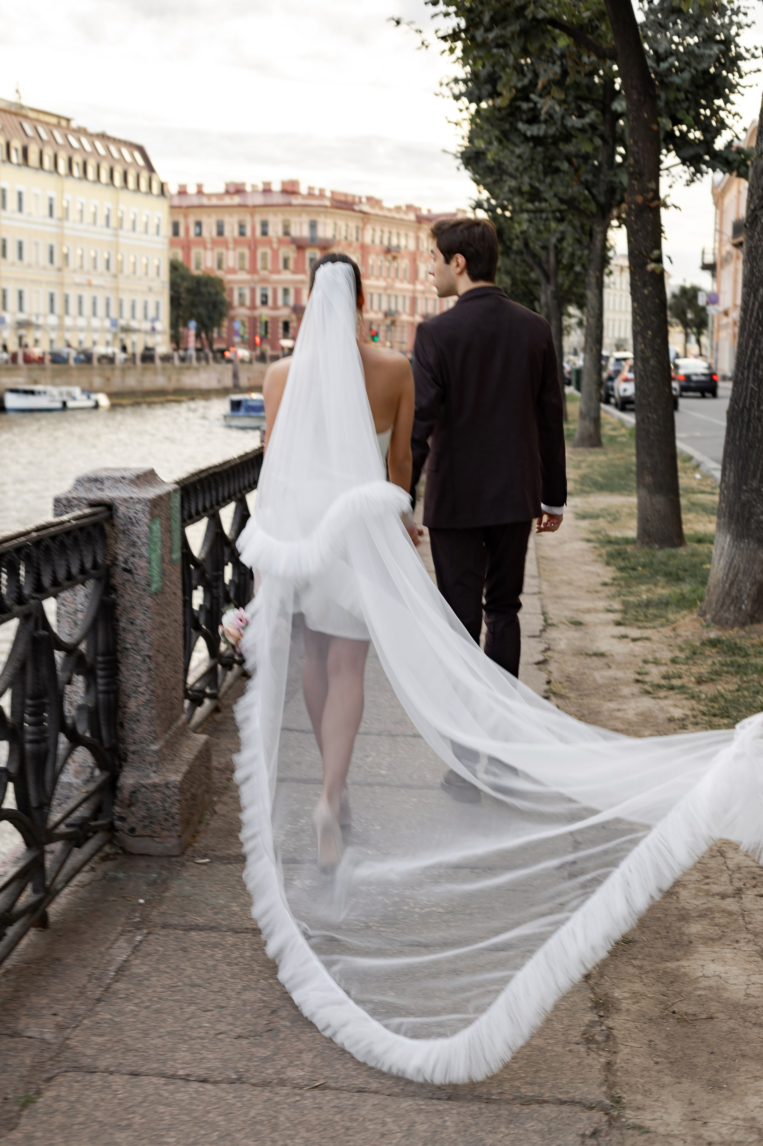 Свадьба в городе. Валерия и Тимофей. Свадебный и портретный фотограф в Санкт-Петербурге Надежда Чечулина