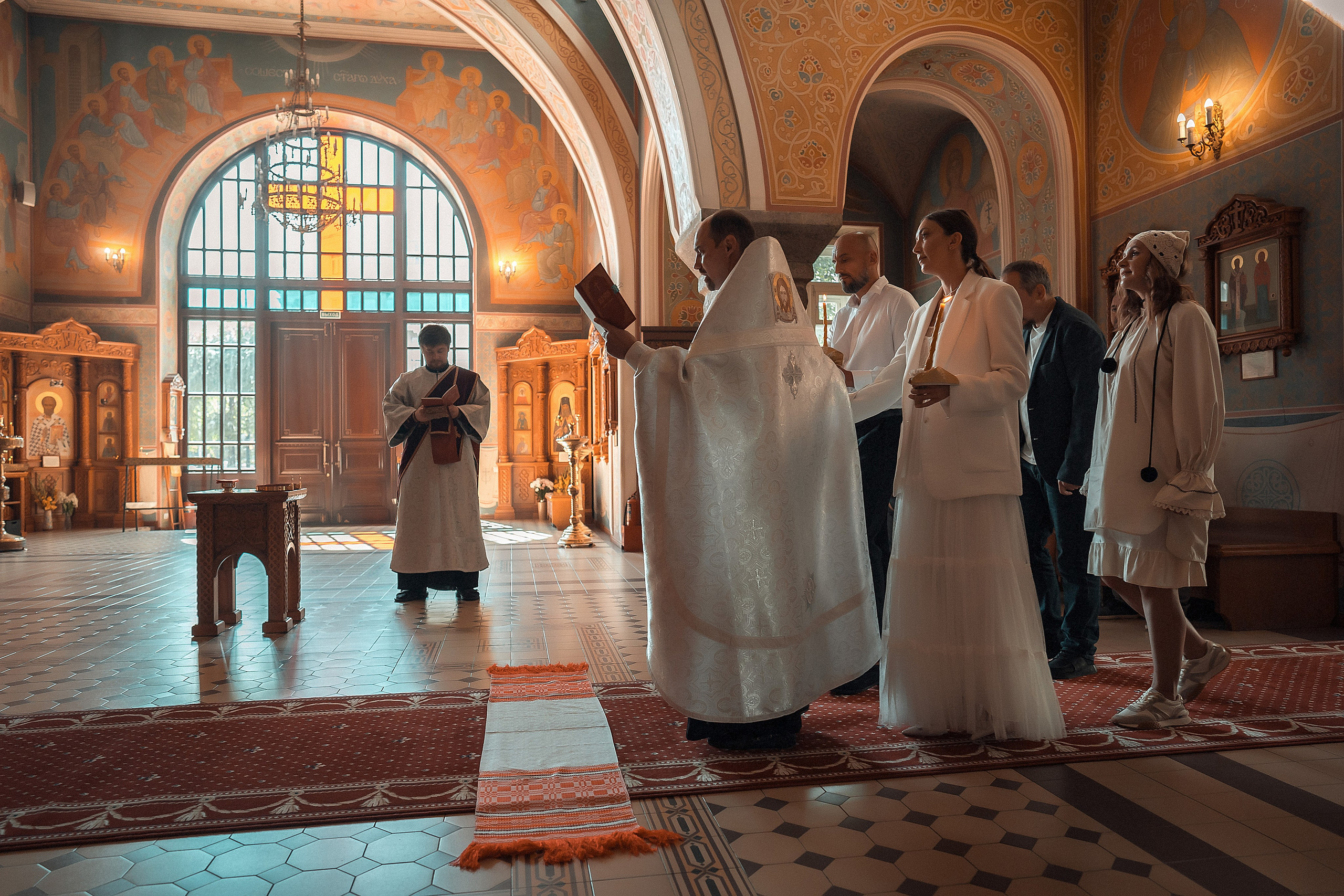 Венчание в Красноярске, фотограф на венчание в Красноярске. Фотограф на Крещение и Венчание в Красноярске Рамазанова Юлия
