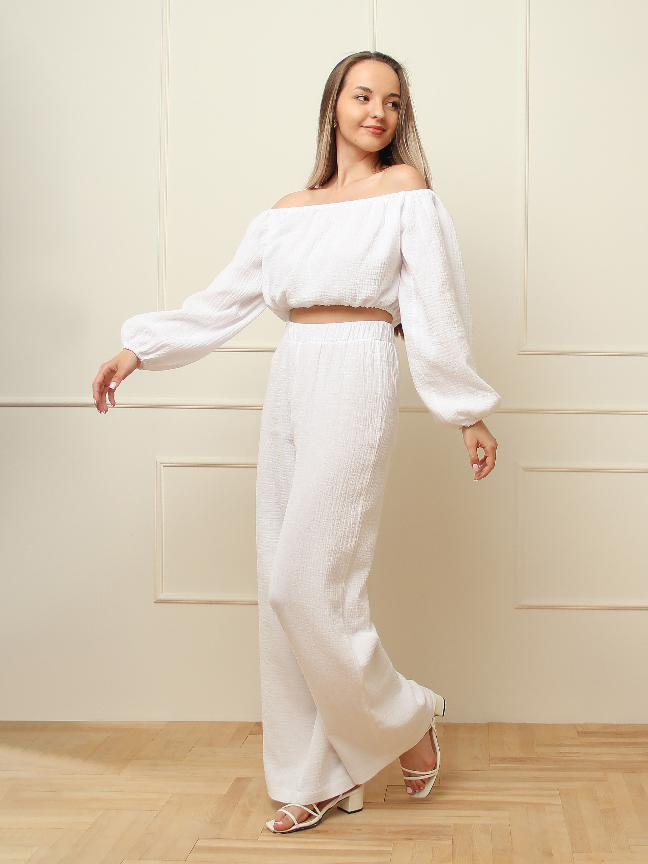 Фотосъемка одежды с моделью в Ростове-на-Дону. Предметный и бизнес фотограф в Ростове-на-Дону Александра Степанова