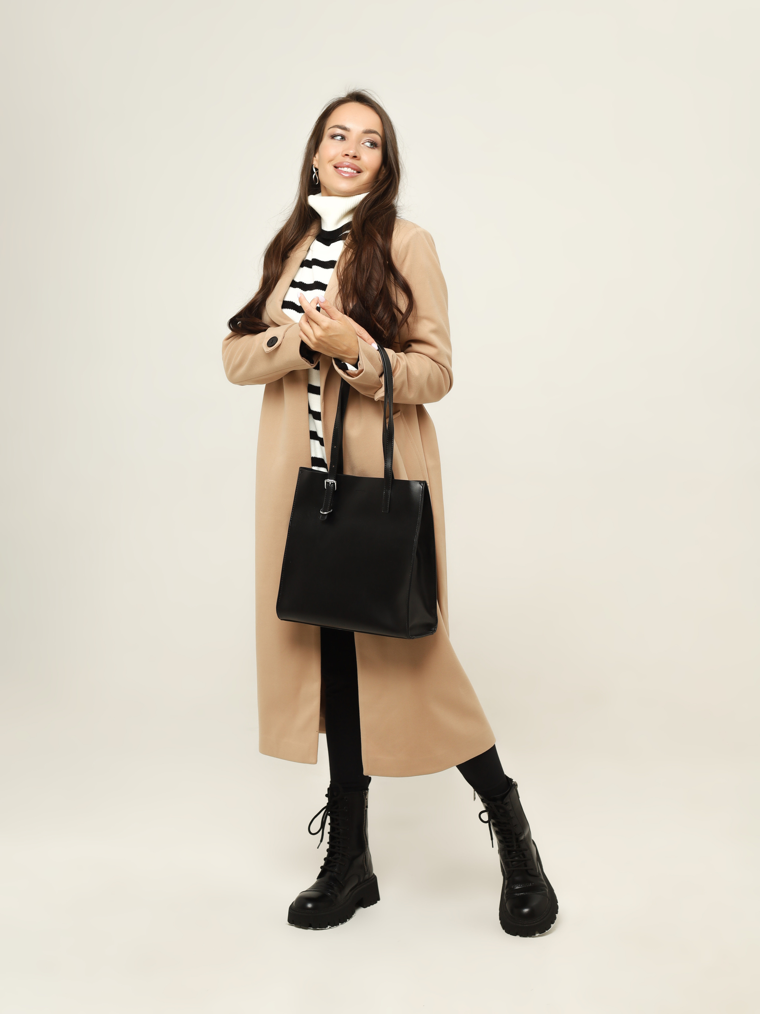 Фотосъемка аксессуаров с моделью в Ростове-на-Дону. Предметный и бизнес фотограф в Ростове-на-Дону Александра Степанова